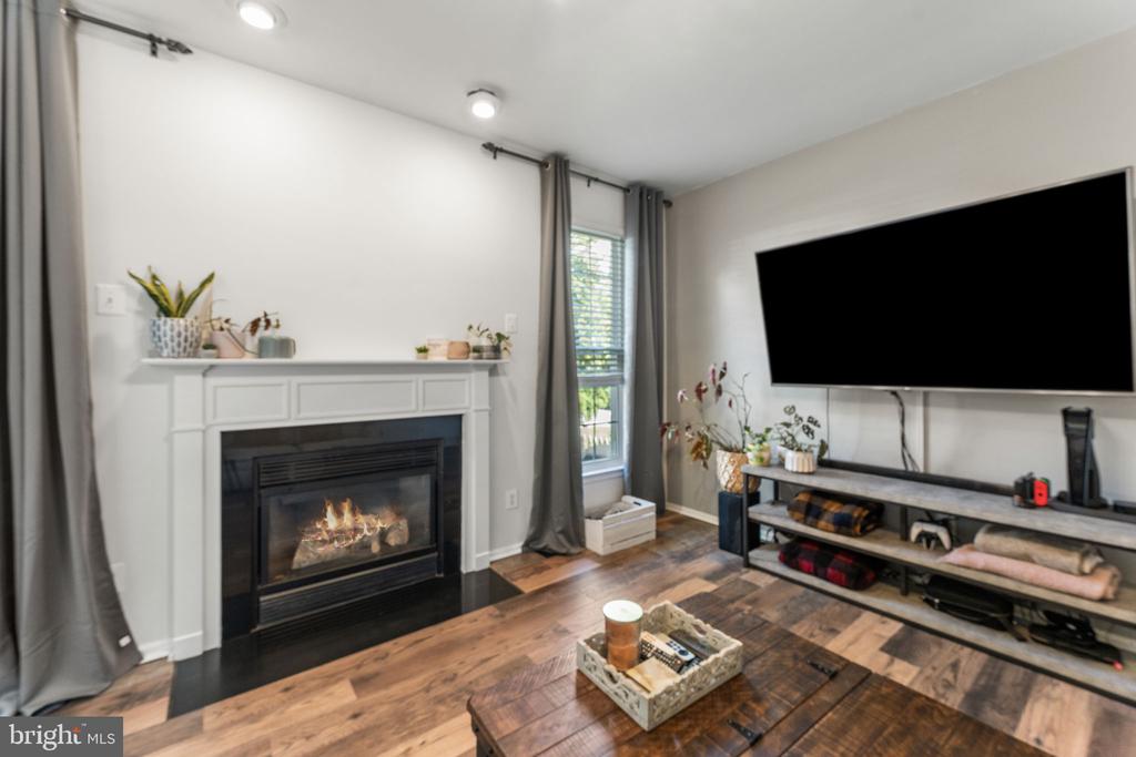 5219 JOSHUA TREE CIR, FREDERICKSBURG, Virginia 22407, 5 Bedrooms Bedrooms, ,3 BathroomsBathrooms,Residential,5219 JOSHUA TREE CIR,VASP2036762 MLS # VASP2036762