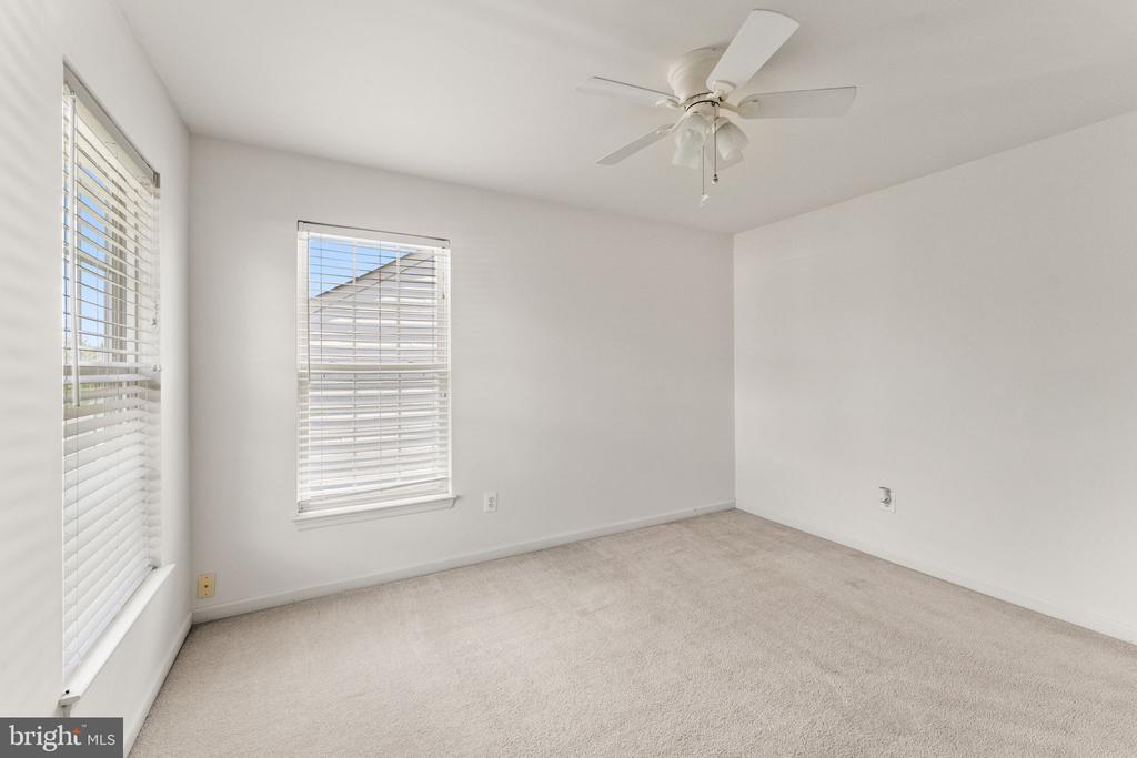 5219 JOSHUA TREE CIR, FREDERICKSBURG, Virginia 22407, 5 Bedrooms Bedrooms, ,3 BathroomsBathrooms,Residential,5219 JOSHUA TREE CIR,VASP2036762 MLS # VASP2036762