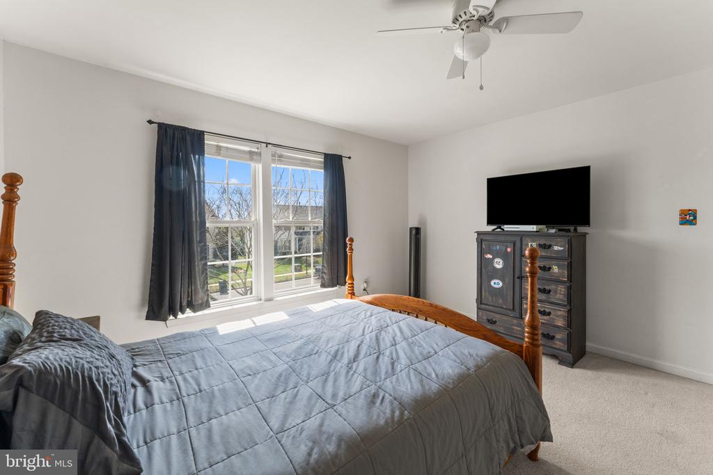 5219 JOSHUA TREE CIR, FREDERICKSBURG, Virginia 22407, 5 Bedrooms Bedrooms, ,3 BathroomsBathrooms,Residential,5219 JOSHUA TREE CIR,VASP2036762 MLS # VASP2036762