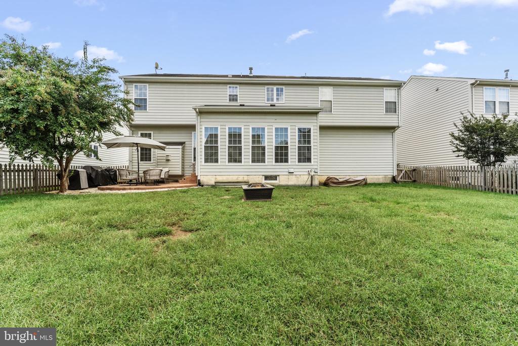 5219 JOSHUA TREE CIR, FREDERICKSBURG, Virginia 22407, 5 Bedrooms Bedrooms, ,3 BathroomsBathrooms,Residential,5219 JOSHUA TREE CIR,VASP2036762 MLS # VASP2036762