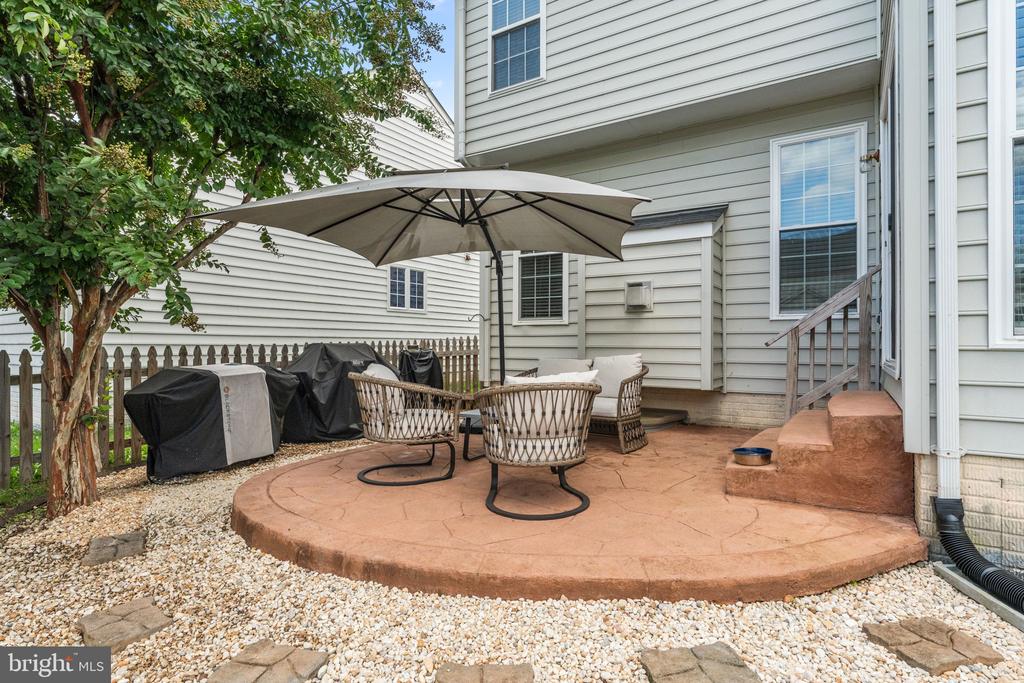5219 JOSHUA TREE CIR, FREDERICKSBURG, Virginia 22407, 5 Bedrooms Bedrooms, ,3 BathroomsBathrooms,Residential,5219 JOSHUA TREE CIR,VASP2036762 MLS # VASP2036762