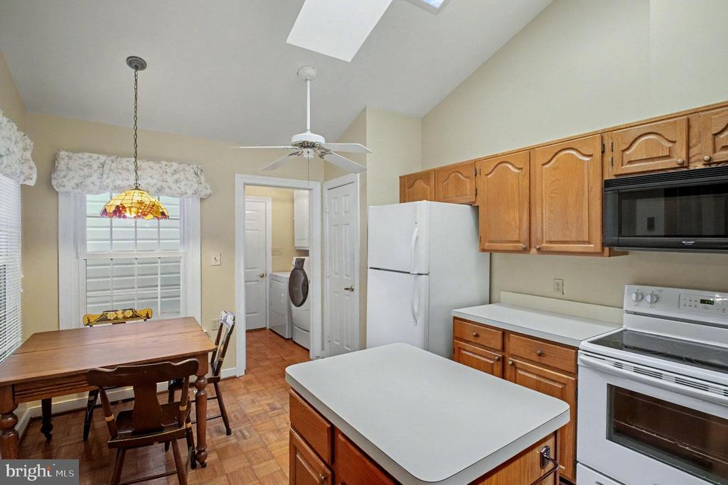11239 STONE MILL CT, FREDERICKSBURG, Virginia 22407, 3 Bedrooms Bedrooms, ,3 BathroomsBathrooms,Residential,SUMMERLAKE,11239 STONE MILL CT,VASP2036828 MLS # VASP2036828