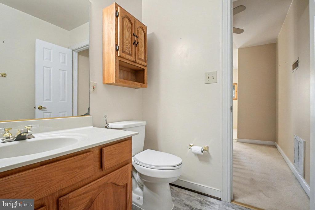 11239 STONE MILL CT, FREDERICKSBURG, Virginia 22407, 3 Bedrooms Bedrooms, ,3 BathroomsBathrooms,Residential,SUMMERLAKE,11239 STONE MILL CT,VASP2036828 MLS # VASP2036828