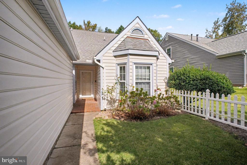 11239 STONE MILL CT, FREDERICKSBURG, Virginia 22407, 3 Bedrooms Bedrooms, ,3 BathroomsBathrooms,Residential,SUMMERLAKE,11239 STONE MILL CT,VASP2036828 MLS # VASP2036828