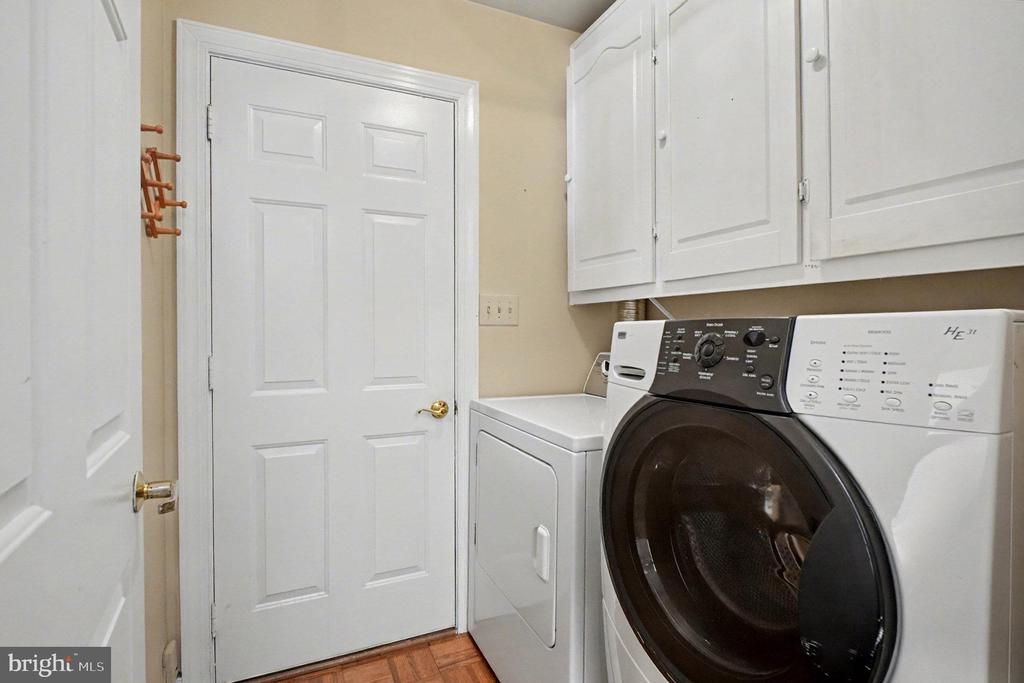 11239 STONE MILL CT, FREDERICKSBURG, Virginia 22407, 3 Bedrooms Bedrooms, ,3 BathroomsBathrooms,Residential,SUMMERLAKE,11239 STONE MILL CT,VASP2036828 MLS # VASP2036828