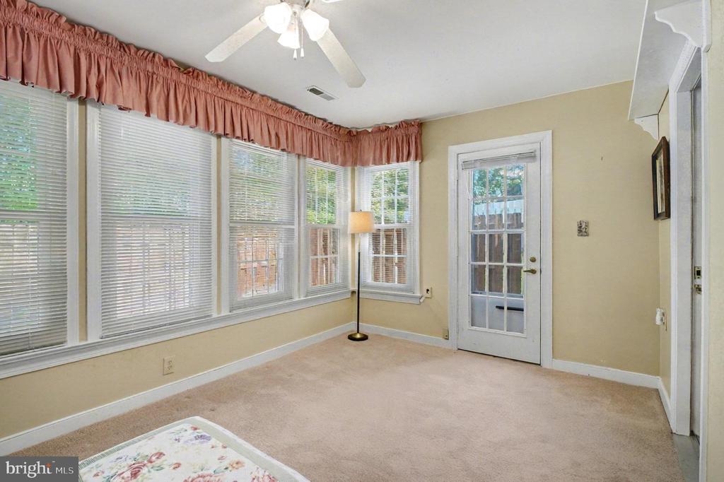 11239 STONE MILL CT, FREDERICKSBURG, Virginia 22407, 3 Bedrooms Bedrooms, ,3 BathroomsBathrooms,Residential,SUMMERLAKE,11239 STONE MILL CT,VASP2036828 MLS # VASP2036828