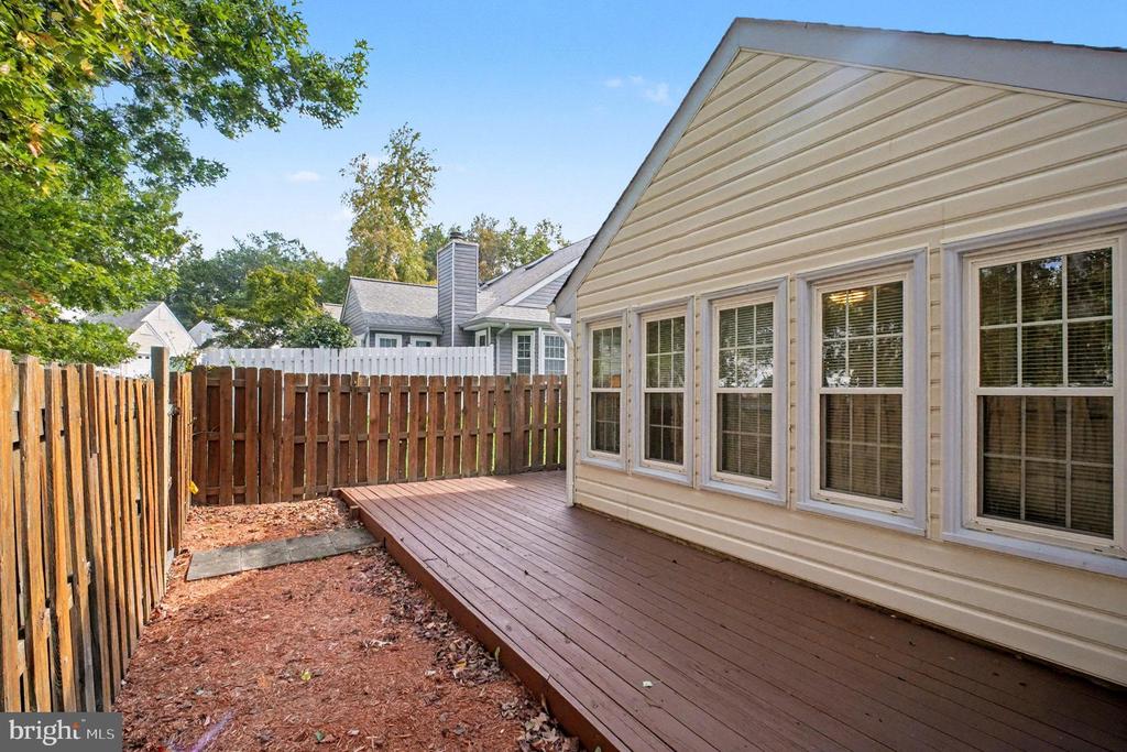 11239 STONE MILL CT, FREDERICKSBURG, Virginia 22407, 3 Bedrooms Bedrooms, ,3 BathroomsBathrooms,Residential,SUMMERLAKE,11239 STONE MILL CT,VASP2036828 MLS # VASP2036828
