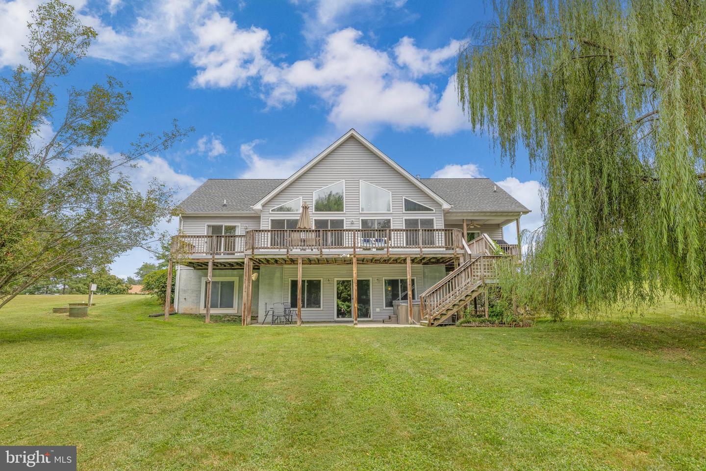125 LAKE CT, BUMPASS, Virginia 23024, 4 Bedrooms Bedrooms, ,3 BathroomsBathrooms,Residential,For sale,125 LAKE CT,VALA2008322 MLS # VALA2008322