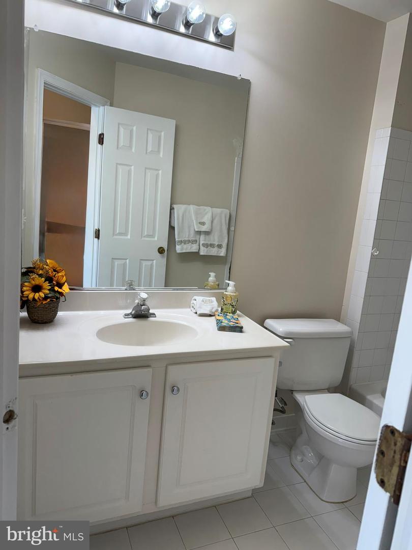 417 CLAYTON LN, ALEXANDRIA, Virginia 22304, 3 Bedrooms Bedrooms, ,3 BathroomsBathrooms,Residential,For sale,417 CLAYTON LN,VAAX2047908 MLS # VAAX2047908