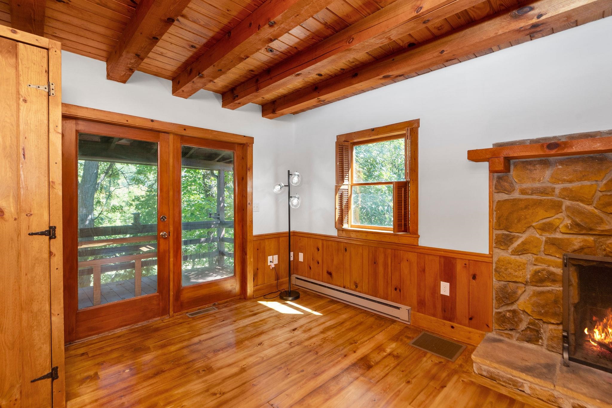 188 RIVER RIDGE RD, VERONA, Virginia 24482, 2 Bedrooms Bedrooms, ,2 BathroomsBathrooms,Residential,188 RIVER RIDGE RD,668935 MLS # 668935