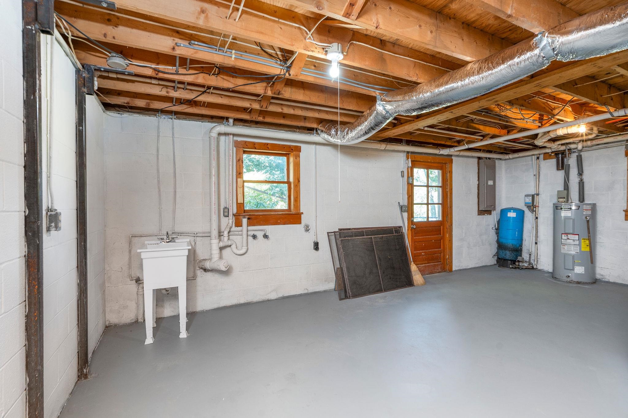 188 RIVER RIDGE RD, VERONA, Virginia 24482, 2 Bedrooms Bedrooms, ,2 BathroomsBathrooms,Residential,188 RIVER RIDGE RD,668935 MLS # 668935