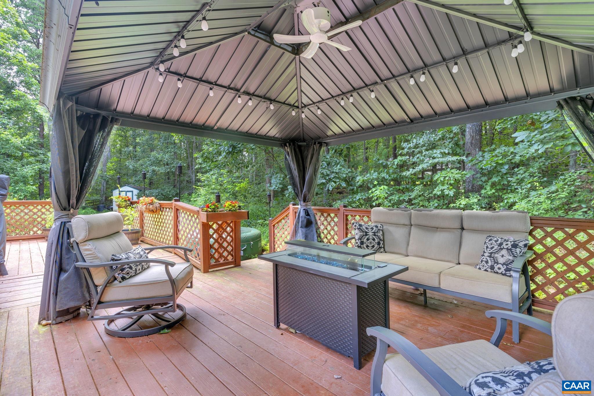 222 WHITE CEDAR RD, BARBOURSVILLE, Virginia 22923, 3 Bedrooms Bedrooms, ,3 BathroomsBathrooms,Residential,222 White Cedar Rd, Barboursville, VA 22923,222 WHITE CEDAR RD,667748 MLS # 667748