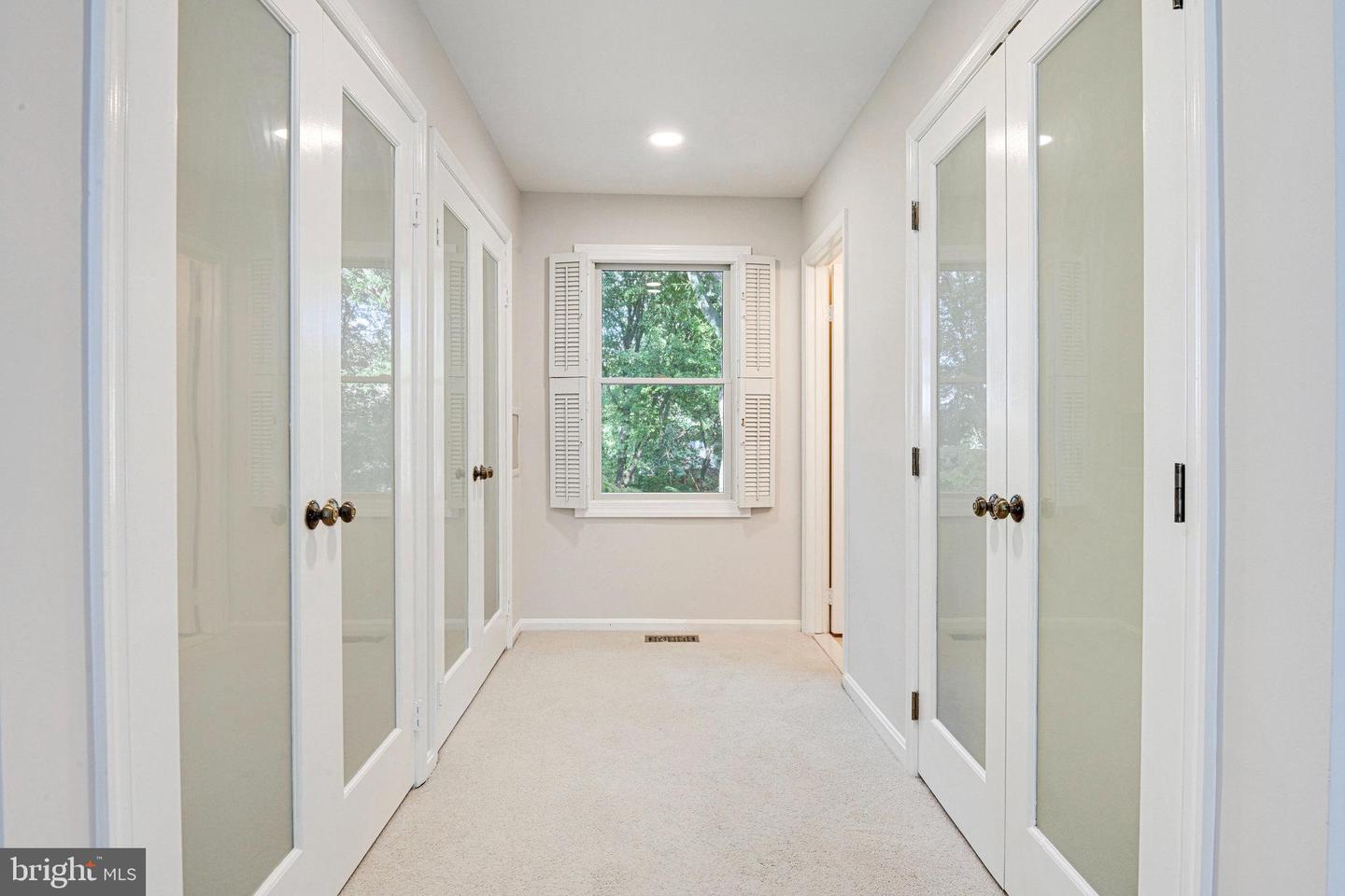 1817 CLOVERMEADOW DR, VIENNA, Virginia 22182, 4 Bedrooms Bedrooms, ,3 BathroomsBathrooms,Residential,For sale,1817 CLOVERMEADOW DR,VAFX2263082 MLS # VAFX2263082