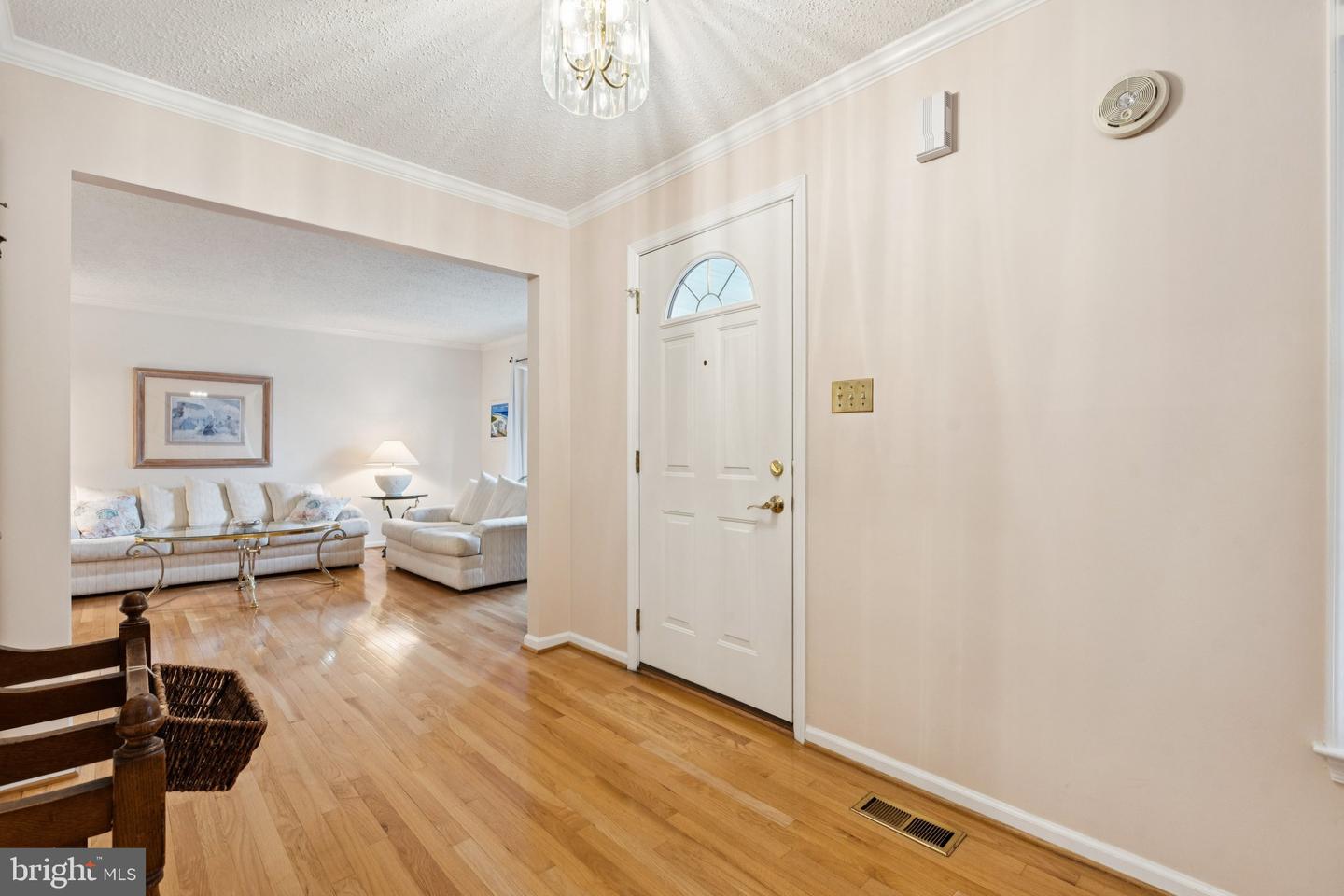 3559 PLUM DALE DR, FAIRFAX, Virginia 22033, 4 Bedrooms Bedrooms, ,2 BathroomsBathrooms,Residential,For sale,3559 PLUM DALE DR,VAFX2264584 MLS # VAFX2264584