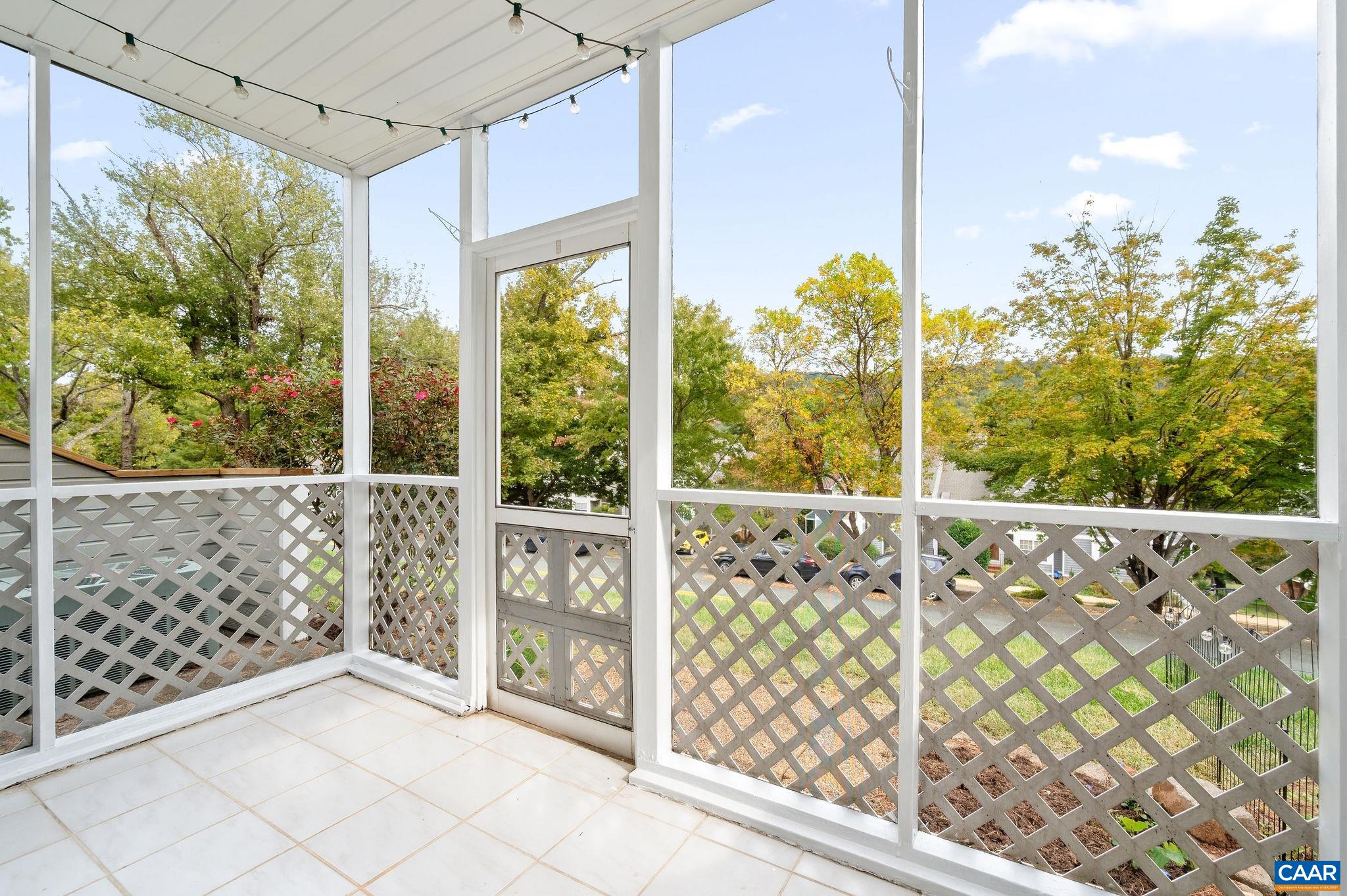1270 MAPLE VIEW DR, CHARLOTTESVILLE, Virginia 22902, 2 Bedrooms Bedrooms, ,1 BathroomBathrooms,Residential,1270 MAPLE VIEW DR,669938 MLS # 669938
