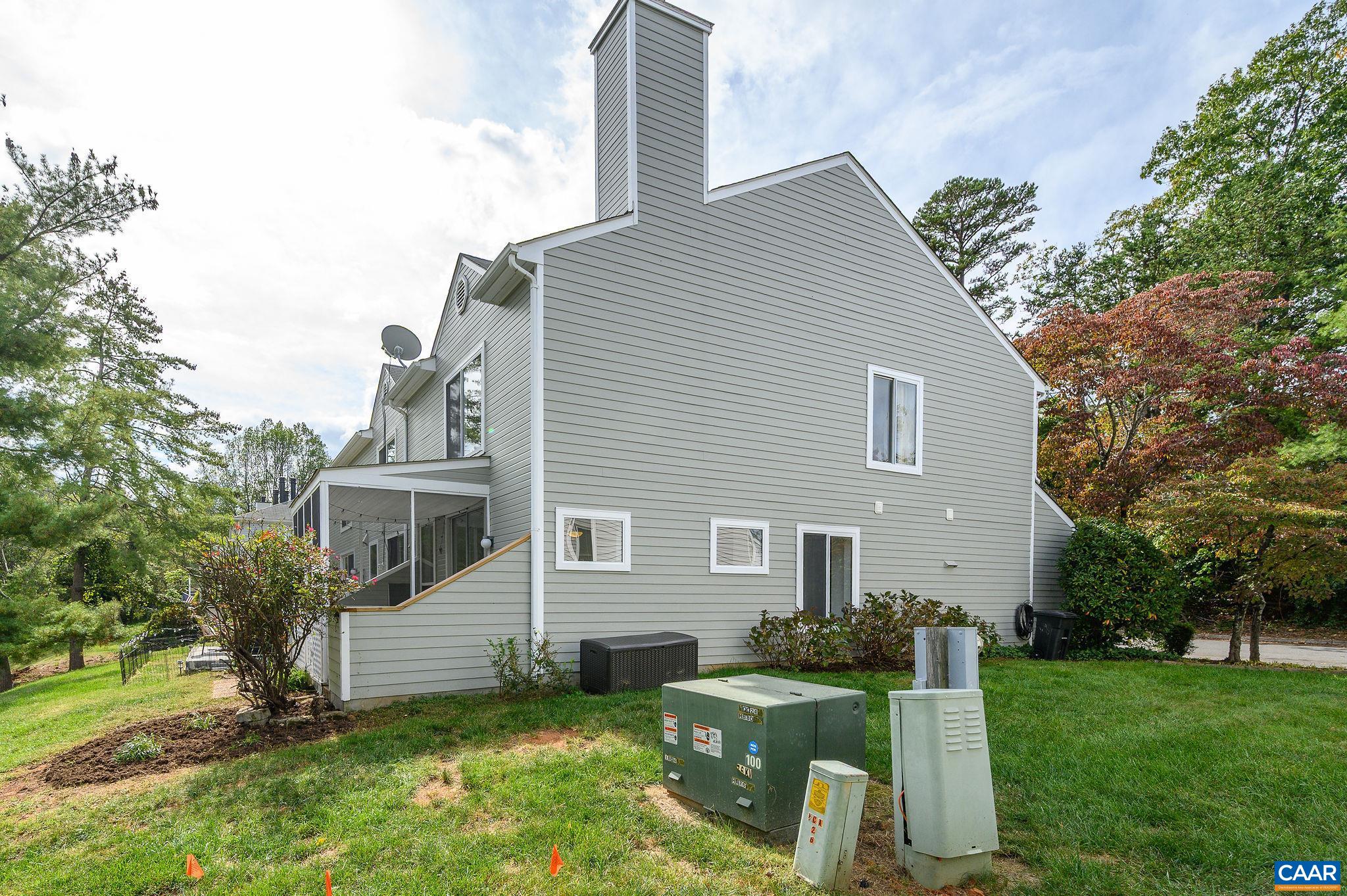 1270 MAPLE VIEW DR, CHARLOTTESVILLE, Virginia 22902, 2 Bedrooms Bedrooms, ,1 BathroomBathrooms,Residential,1270 MAPLE VIEW DR,669938 MLS # 669938