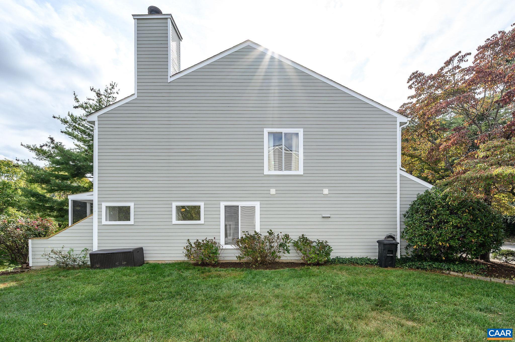 1270 MAPLE VIEW DR, CHARLOTTESVILLE, Virginia 22902, 2 Bedrooms Bedrooms, ,1 BathroomBathrooms,Residential,1270 MAPLE VIEW DR,669938 MLS # 669938