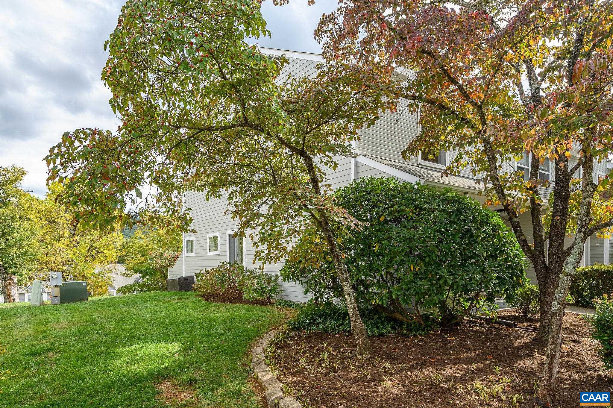1270 MAPLE VIEW DR, CHARLOTTESVILLE, Virginia 22902, 2 Bedrooms Bedrooms, ,1 BathroomBathrooms,Residential,1270 MAPLE VIEW DR,669938 MLS # 669938