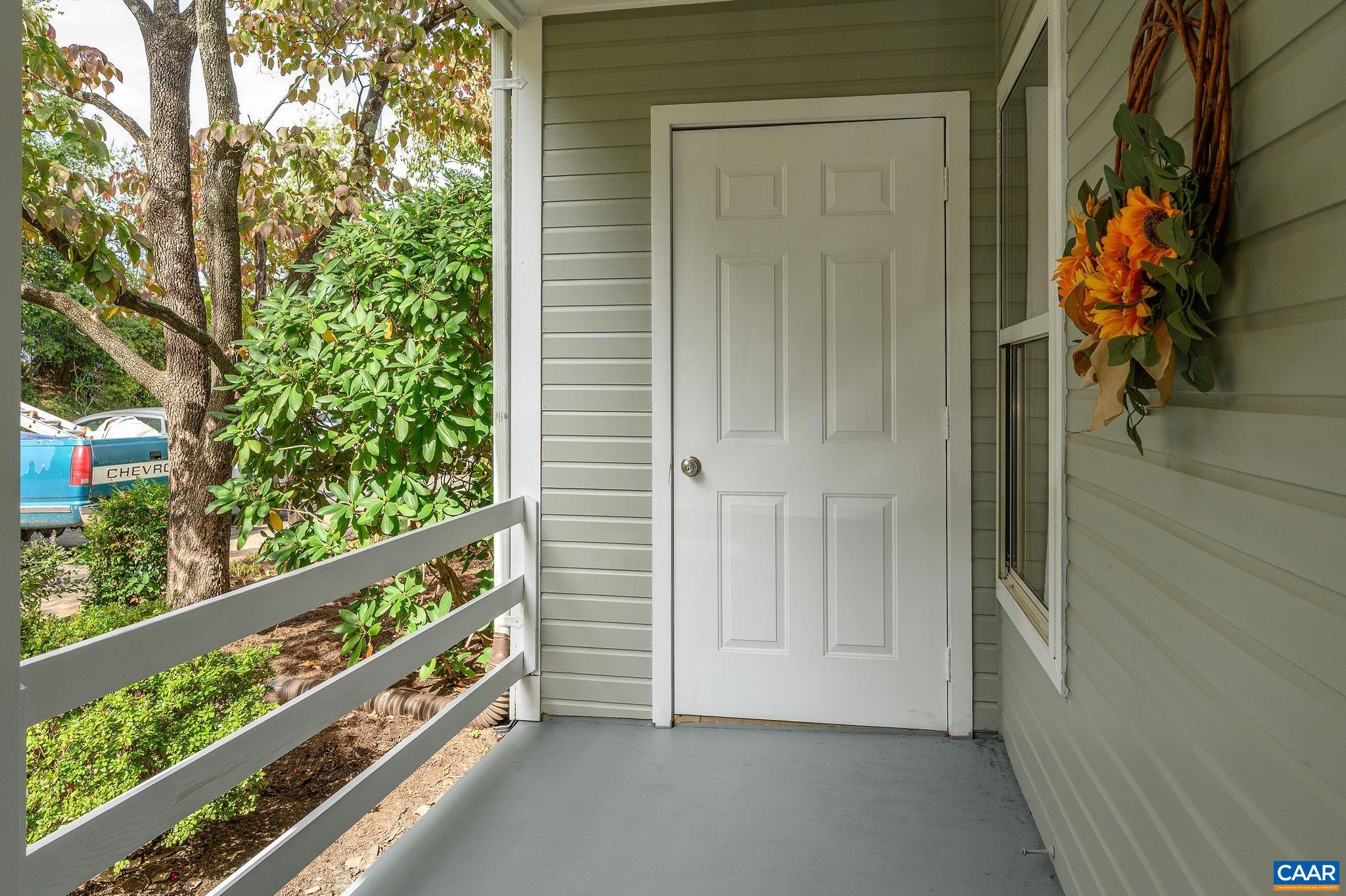 1270 MAPLE VIEW DR, CHARLOTTESVILLE, Virginia 22902, 2 Bedrooms Bedrooms, ,1 BathroomBathrooms,Residential,1270 MAPLE VIEW DR,669938 MLS # 669938