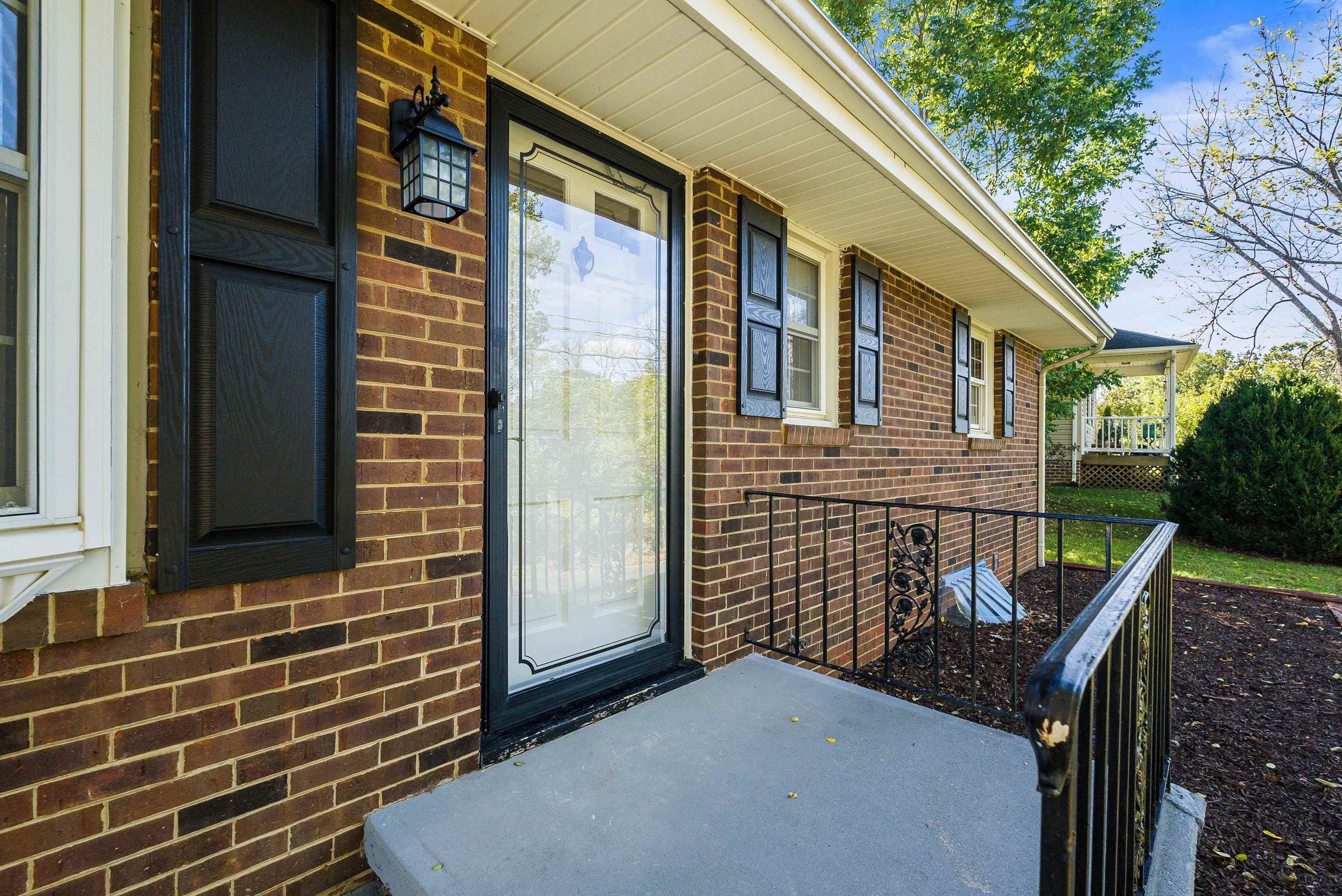 1775 SHUTTERLEE MILL RD, STAUNTON, Virginia 24401, 3 Bedrooms Bedrooms, ,1 BathroomBathrooms,Residential,1775 SHUTTERLEE MILL RD,669940 MLS # 669940