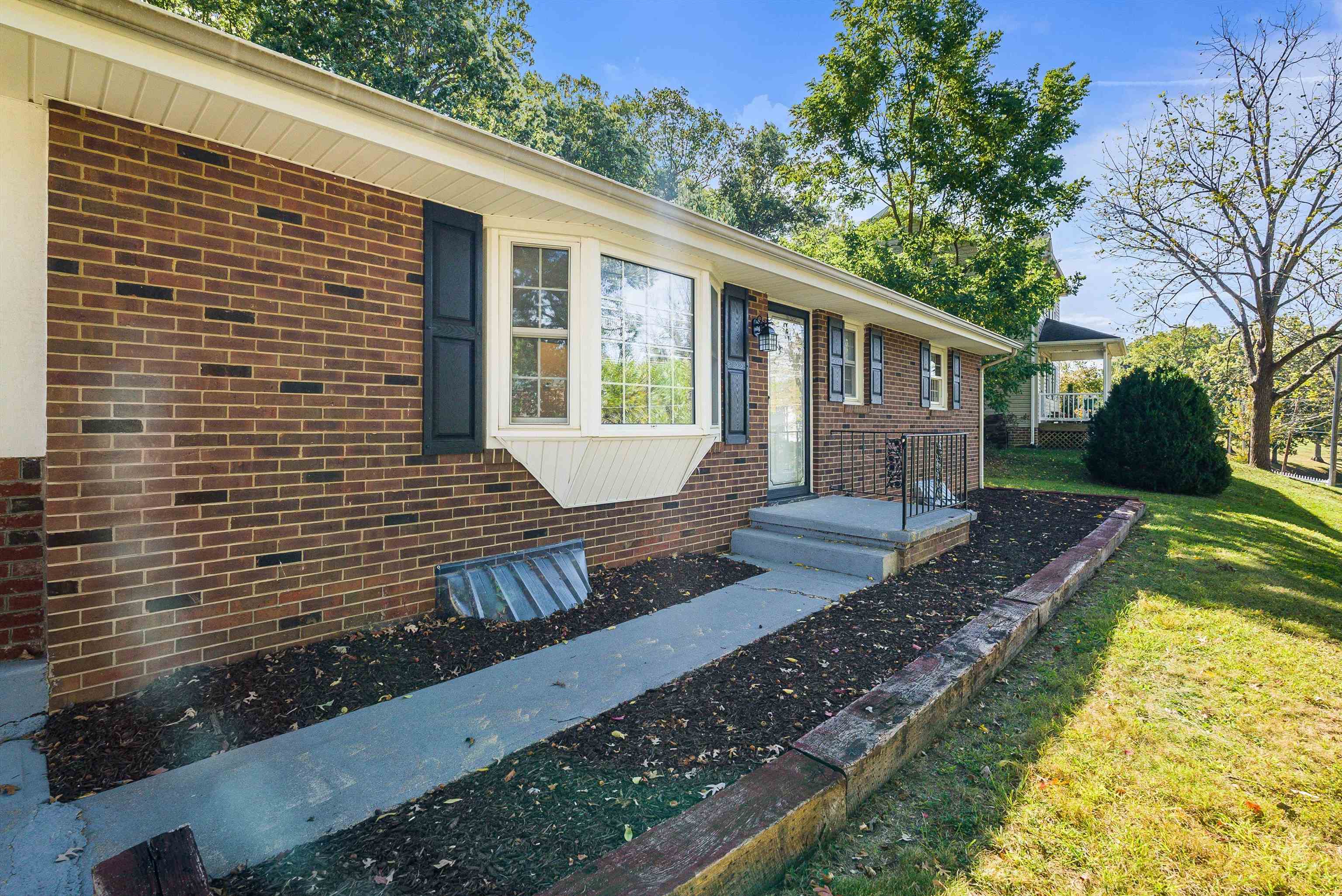 1775 SHUTTERLEE MILL RD, STAUNTON, Virginia 24401, 3 Bedrooms Bedrooms, ,1 BathroomBathrooms,Residential,1775 SHUTTERLEE MILL RD,669940 MLS # 669940