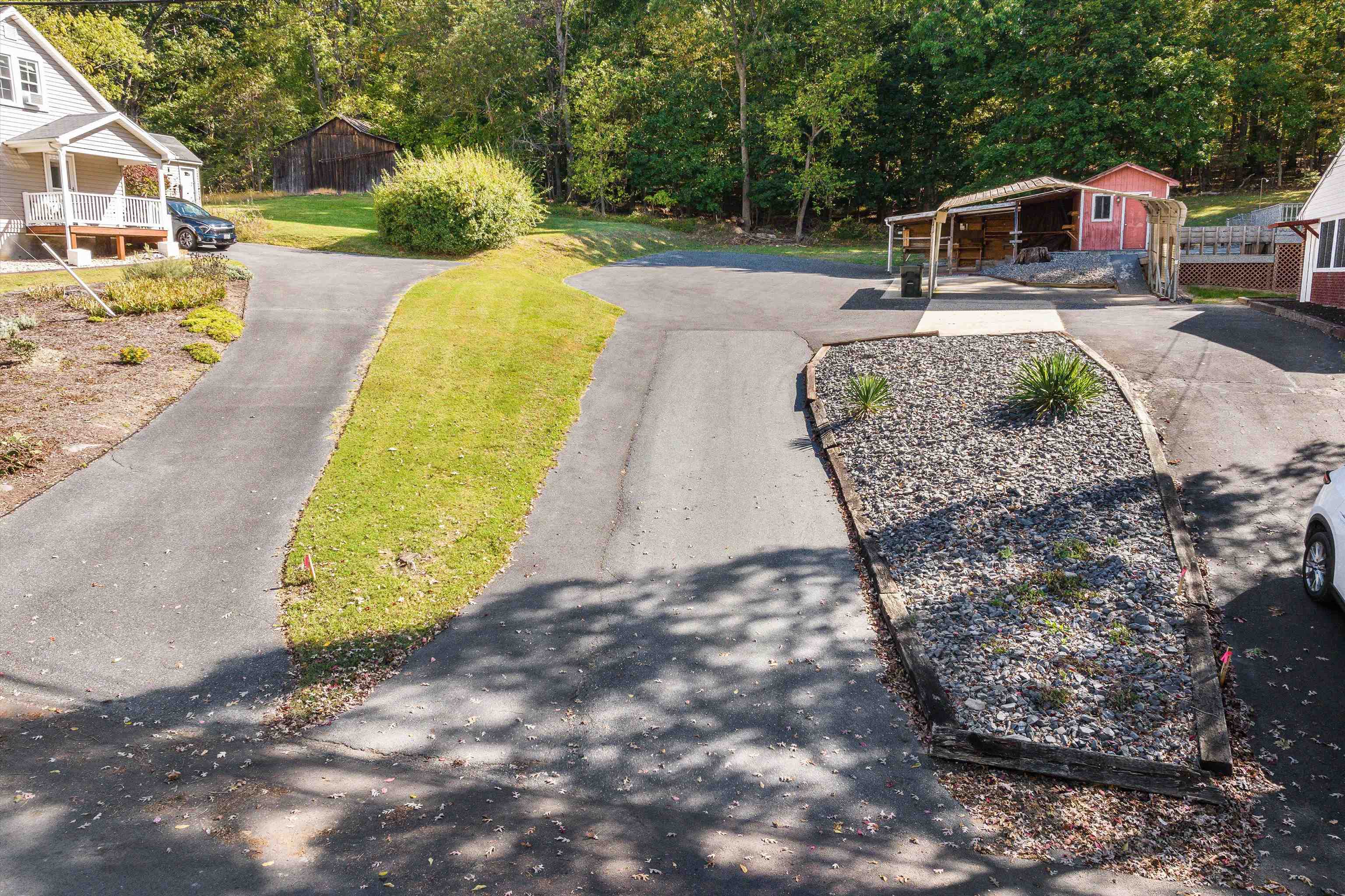 1775 SHUTTERLEE MILL RD, STAUNTON, Virginia 24401, 3 Bedrooms Bedrooms, ,1 BathroomBathrooms,Residential,1775 SHUTTERLEE MILL RD,669940 MLS # 669940