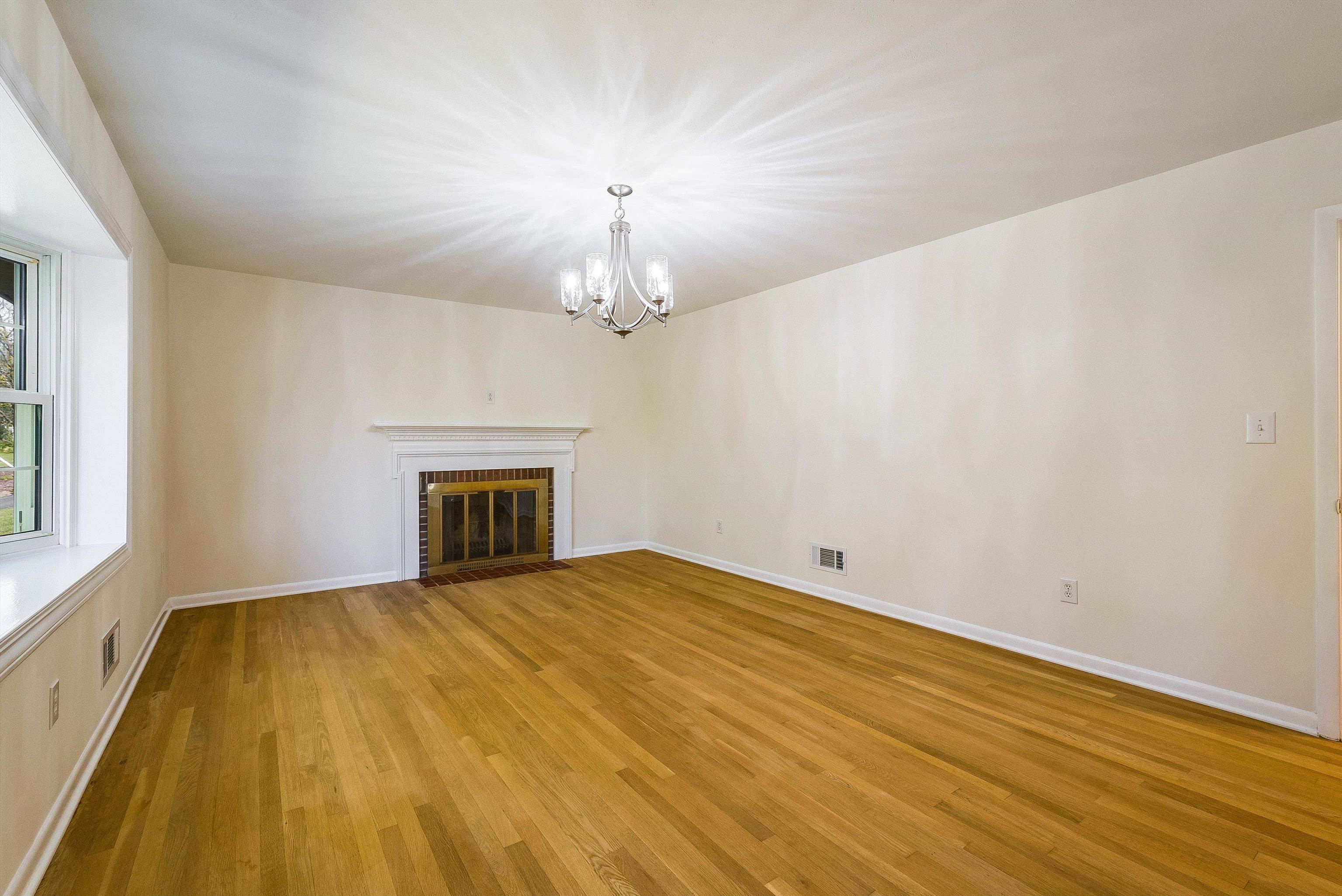 1775 SHUTTERLEE MILL RD, STAUNTON, Virginia 24401, 3 Bedrooms Bedrooms, ,1 BathroomBathrooms,Residential,1775 SHUTTERLEE MILL RD,669940 MLS # 669940