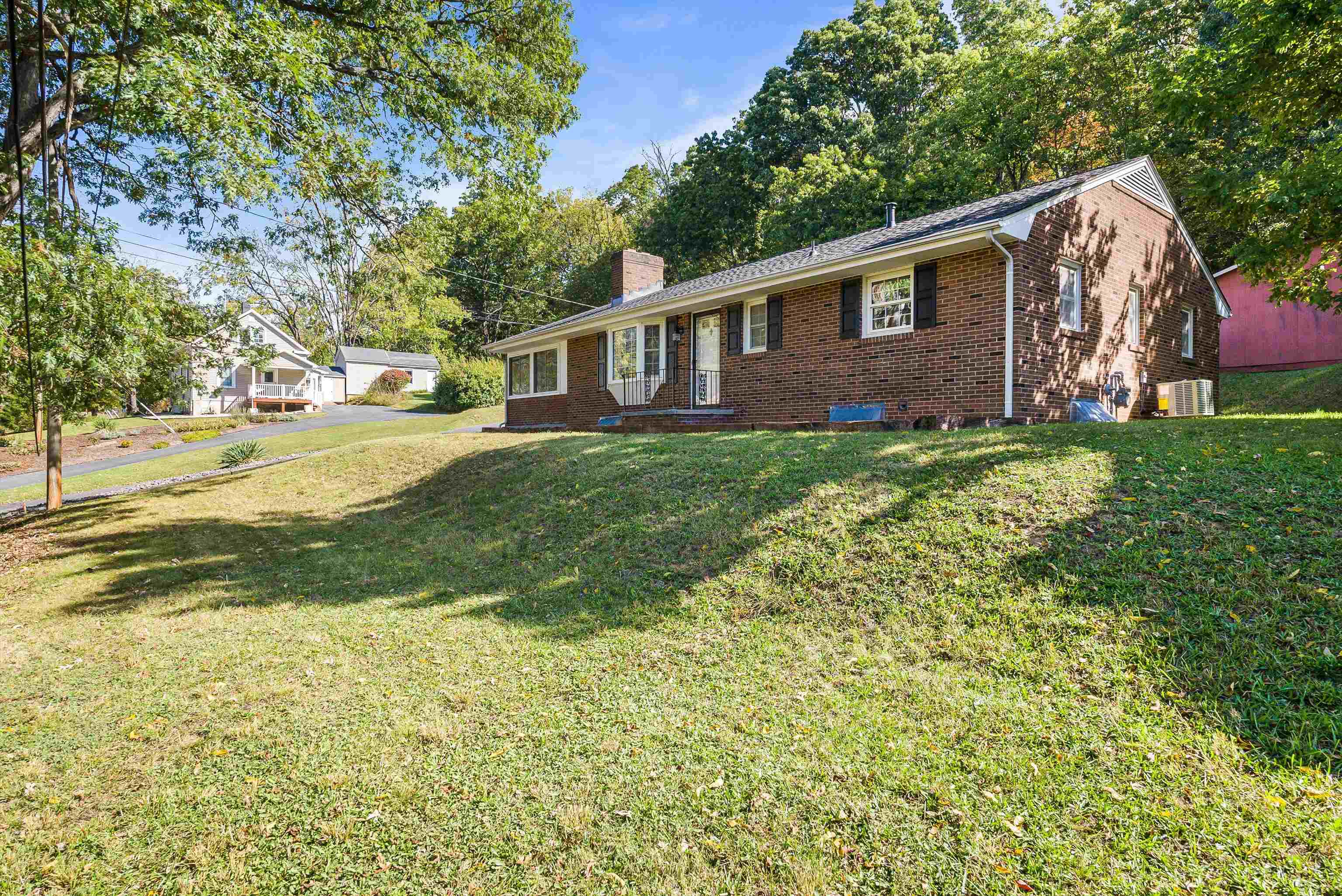 1775 SHUTTERLEE MILL RD, STAUNTON, Virginia 24401, 3 Bedrooms Bedrooms, ,1 BathroomBathrooms,Residential,1775 SHUTTERLEE MILL RD,669940 MLS # 669940