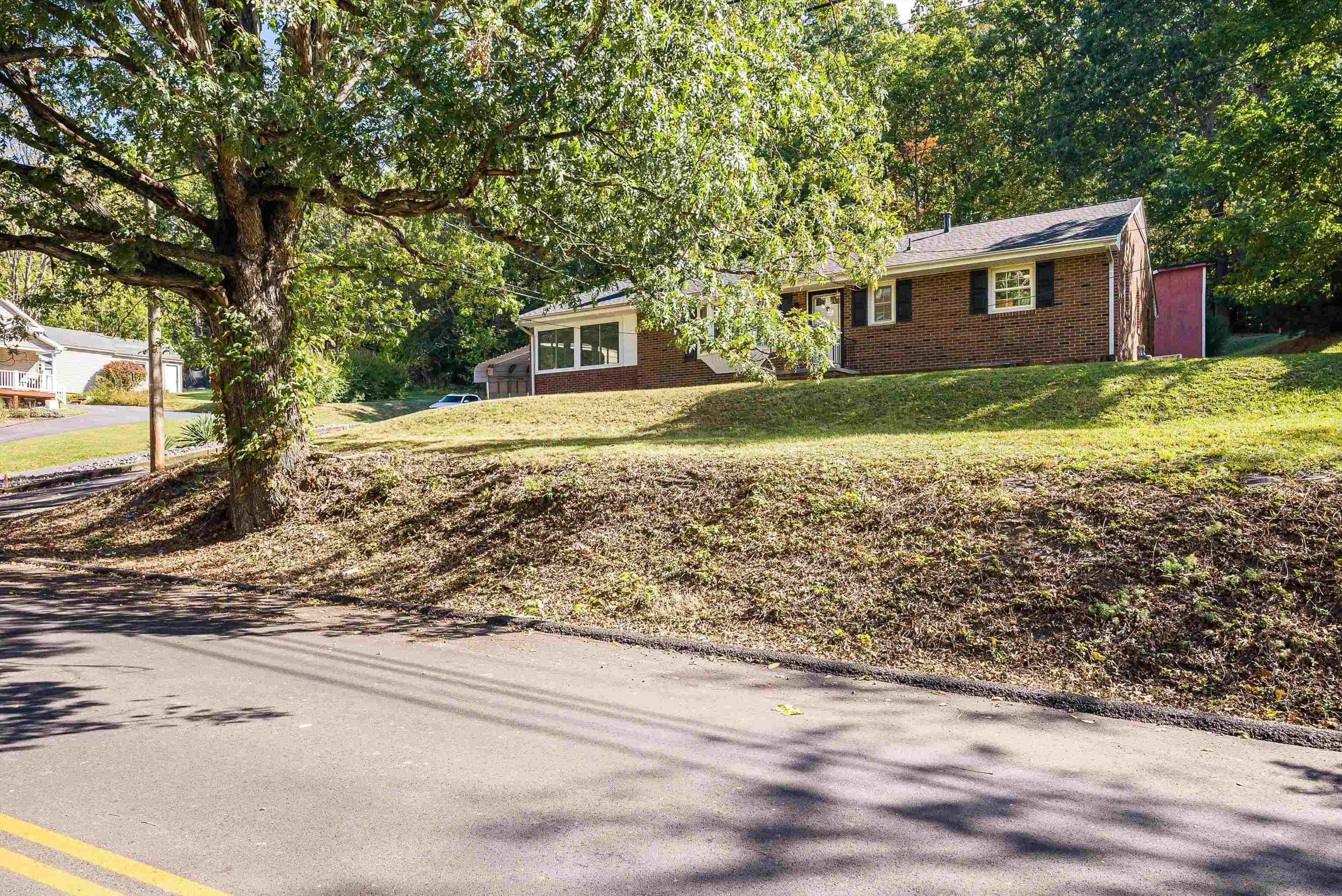 1775 SHUTTERLEE MILL RD, STAUNTON, Virginia 24401, 3 Bedrooms Bedrooms, ,1 BathroomBathrooms,Residential,1775 SHUTTERLEE MILL RD,669940 MLS # 669940