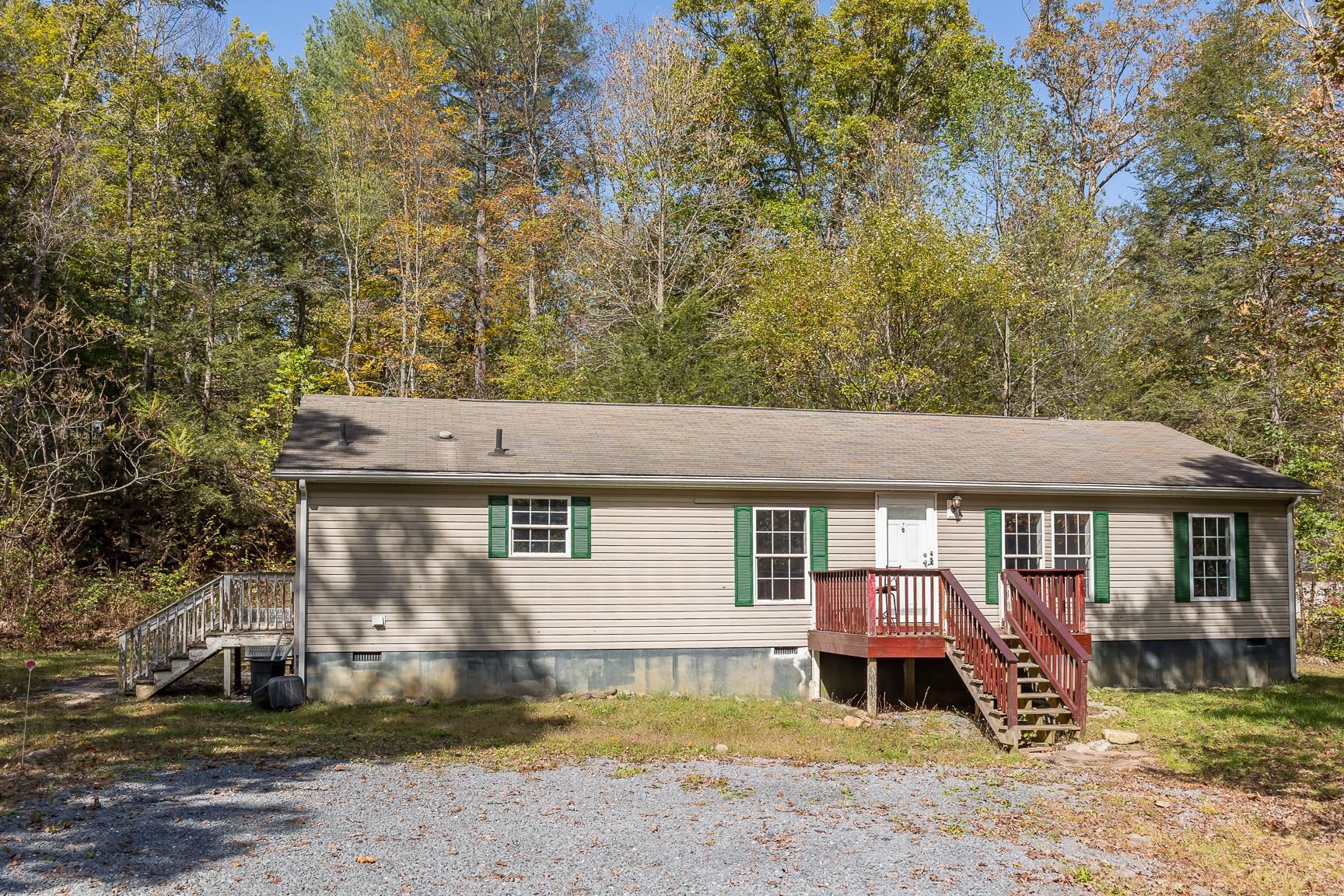9658 BRIERY BRANCH RD, DAYTON, Virginia 22821, 3 Bedrooms Bedrooms, ,2 BathroomsBathrooms,Residential,9658,9658 BRIERY BRANCH RD,669945 MLS # 669945