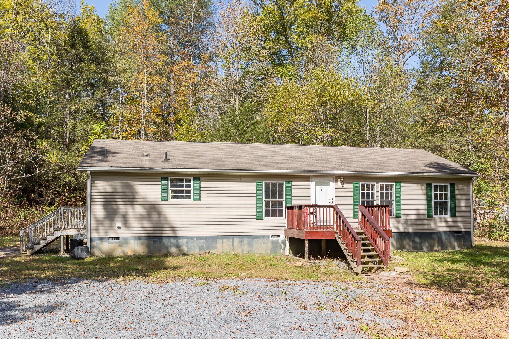 9658 BRIERY BRANCH RD, DAYTON, Virginia 22821, 3 Bedrooms Bedrooms, ,2 BathroomsBathrooms,Residential,9658,9658 BRIERY BRANCH RD,669945 MLS # 669945