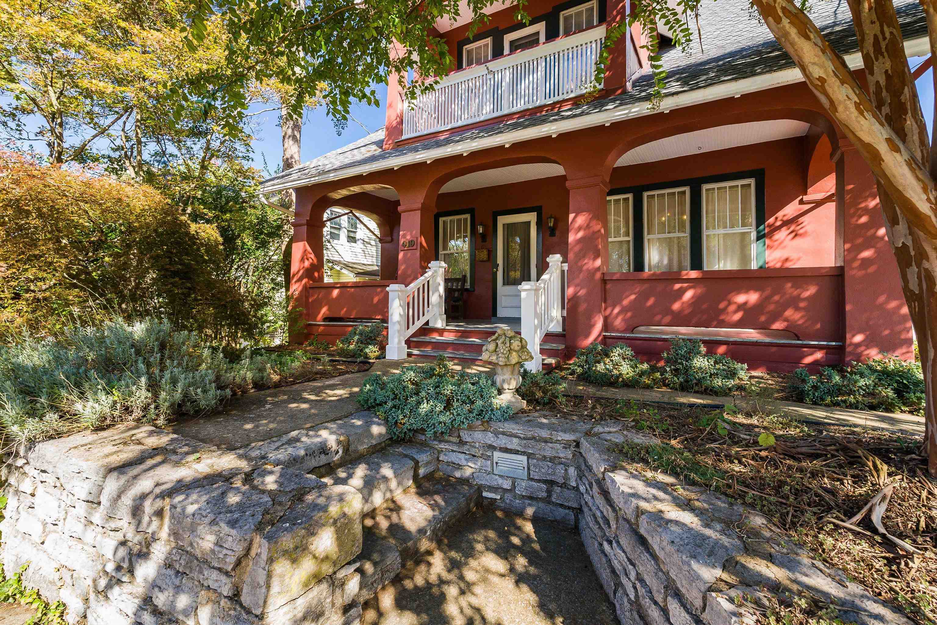 419 GLEN AVE, STAUNTON, Virginia 24401, 3 Bedrooms Bedrooms, ,2 BathroomsBathrooms,Residential,419 GLEN AVE,669949 MLS # 669949