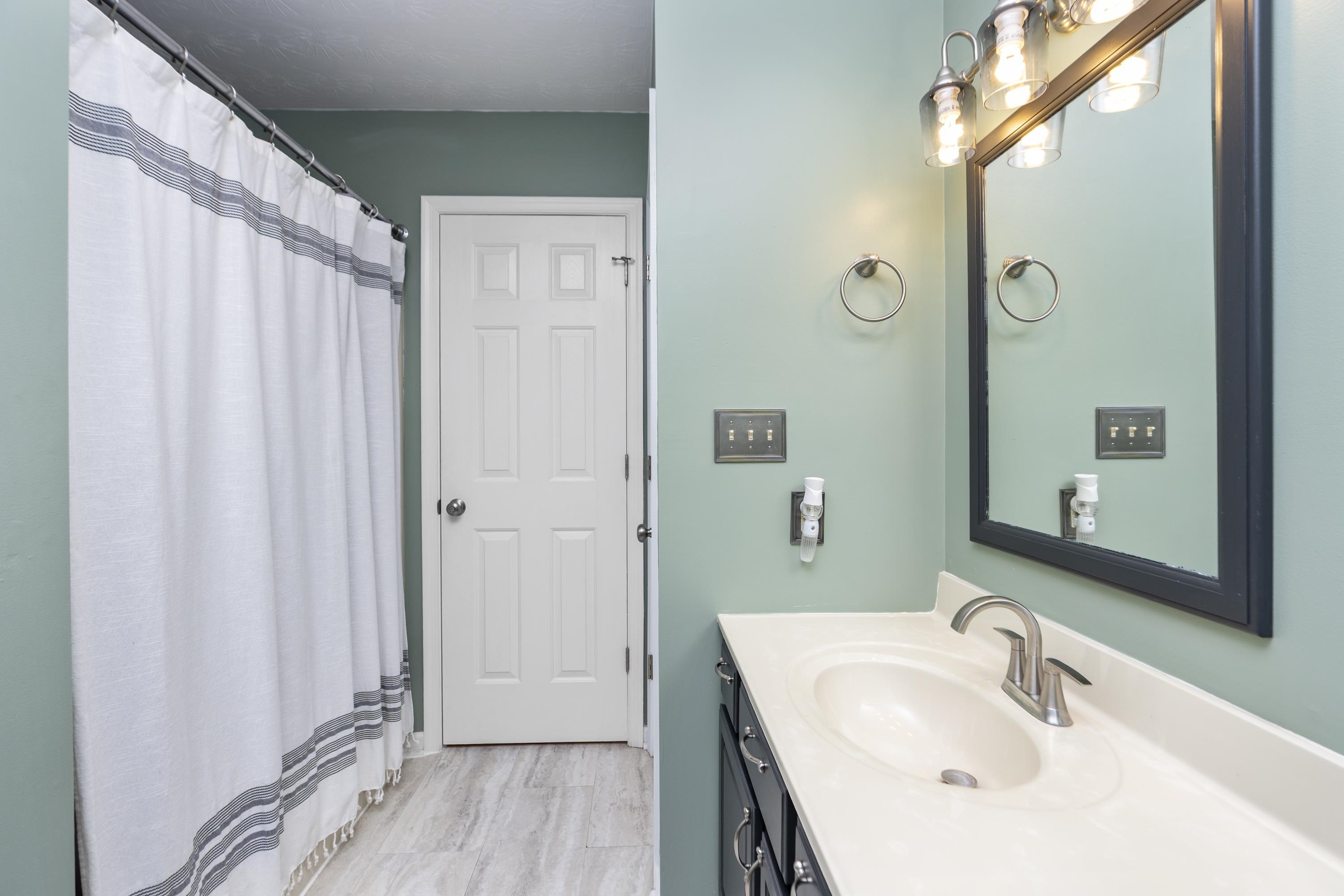 139 CEOCIA LN, STUARTS DRAFT, Virginia 24477, 3 Bedrooms Bedrooms, ,2 BathroomsBathrooms,Residential,139 CEOCIA LN,669956 MLS # 669956