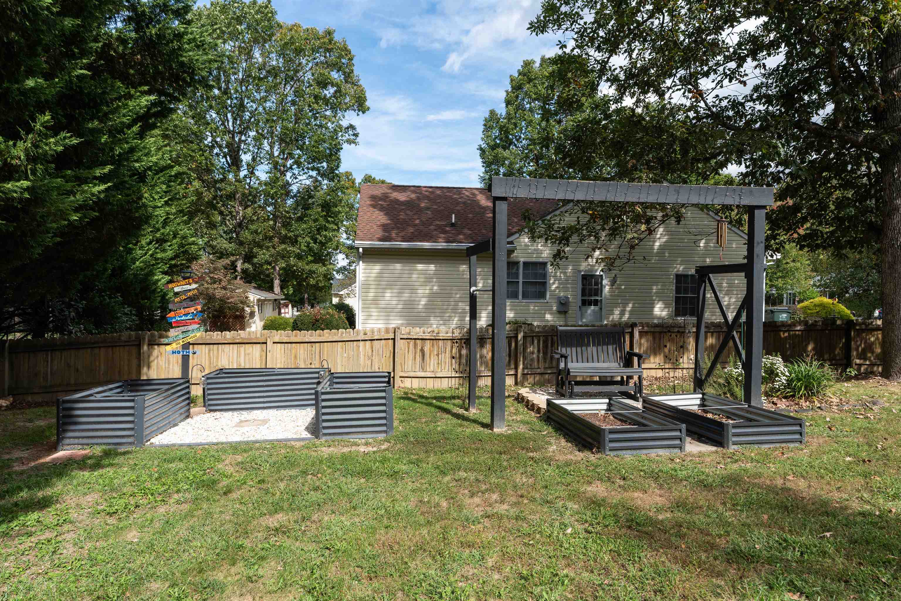 139 CEOCIA LN, STUARTS DRAFT, Virginia 24477, 3 Bedrooms Bedrooms, ,2 BathroomsBathrooms,Residential,139 CEOCIA LN,669956 MLS # 669956
