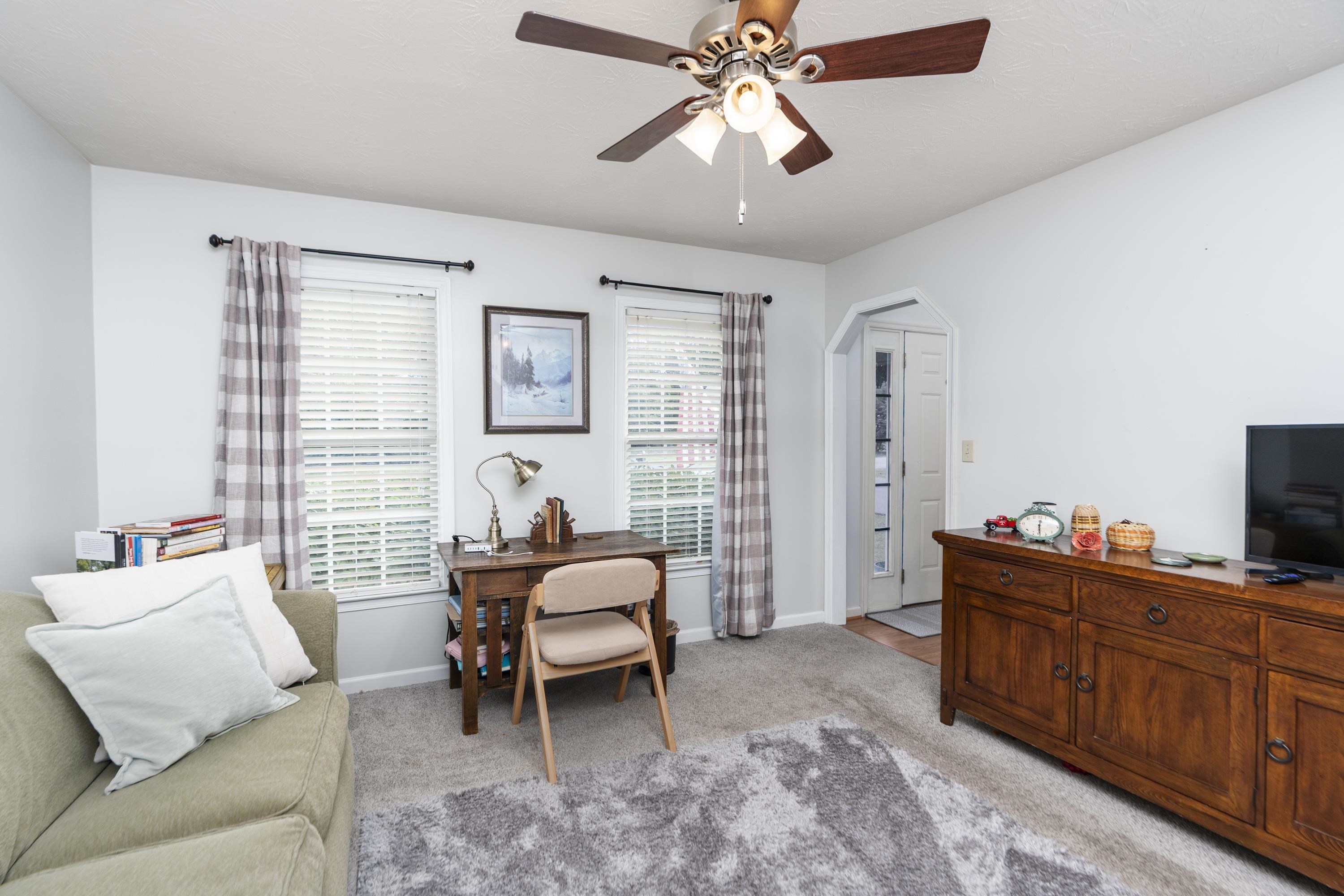 139 CEOCIA LN, STUARTS DRAFT, Virginia 24477, 3 Bedrooms Bedrooms, ,2 BathroomsBathrooms,Residential,139 CEOCIA LN,669956 MLS # 669956