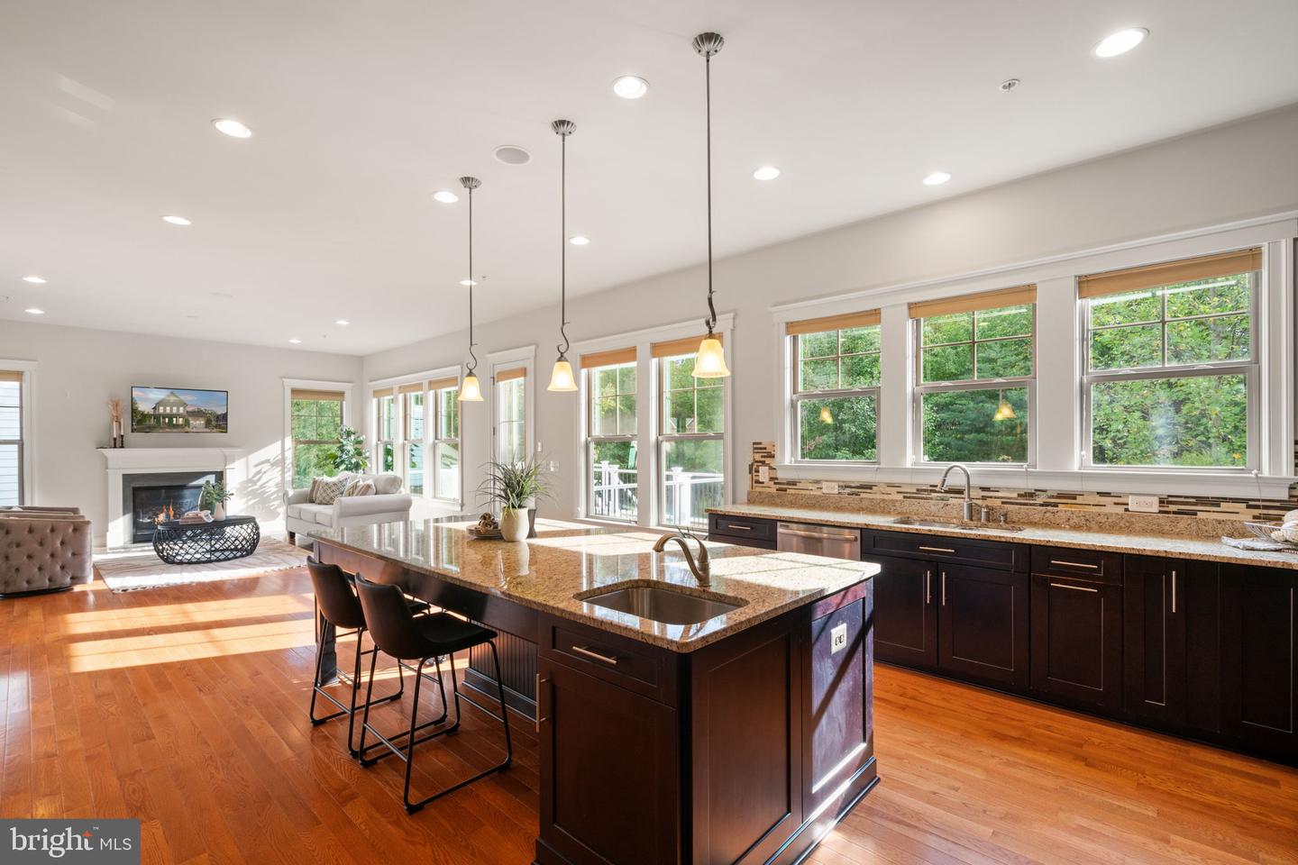 17239 MISS PACKARD CT, DUMFRIES, Virginia 22026, 6 Bedrooms Bedrooms, 14 Rooms Rooms,5 BathroomsBathrooms,Residential,For sale,17239 MISS PACKARD CT,VAPW2103286 MLS # VAPW2103286