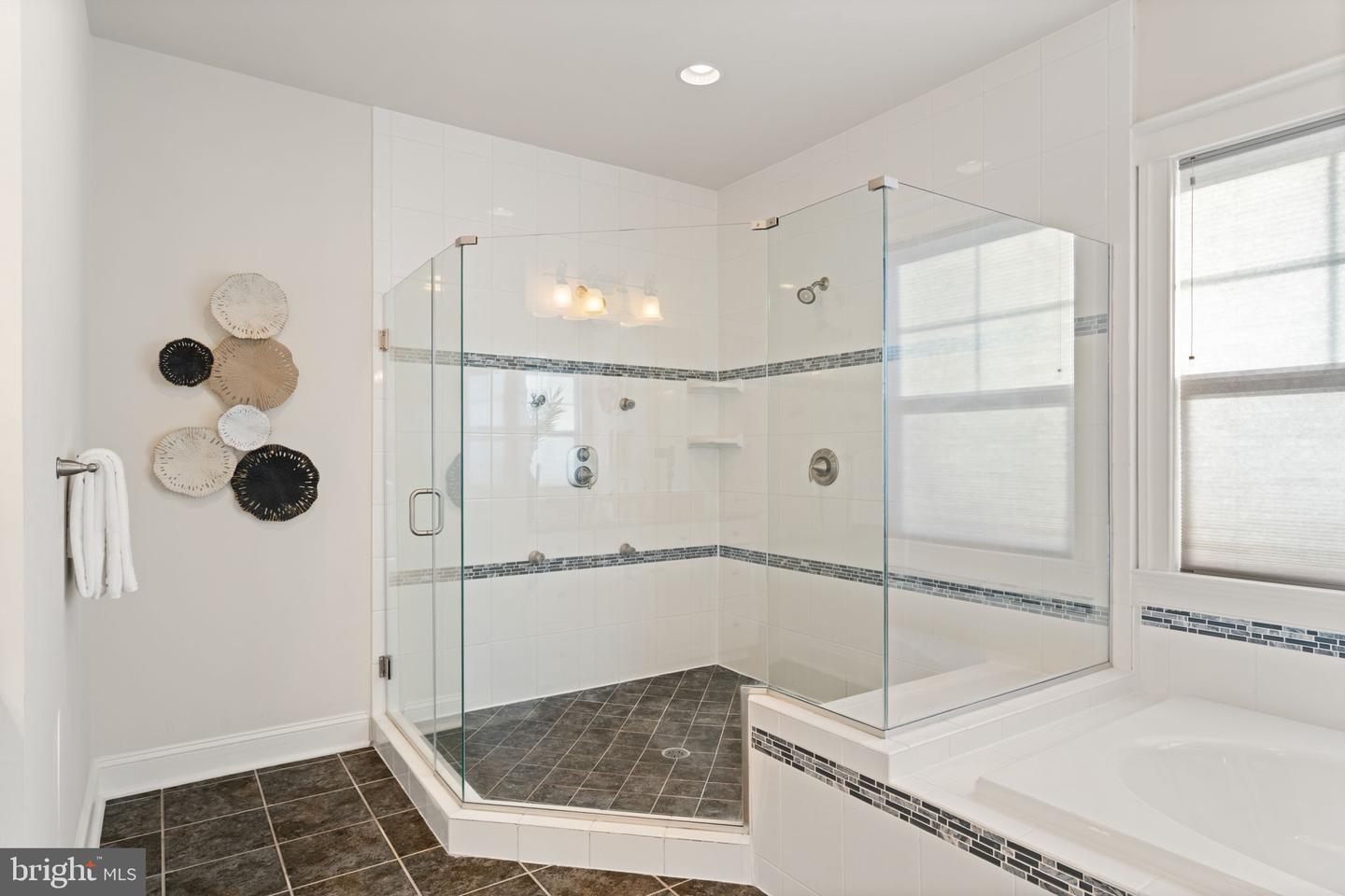 17239 MISS PACKARD CT, DUMFRIES, Virginia 22026, 6 Bedrooms Bedrooms, 14 Rooms Rooms,5 BathroomsBathrooms,Residential,For sale,17239 MISS PACKARD CT,VAPW2103286 MLS # VAPW2103286