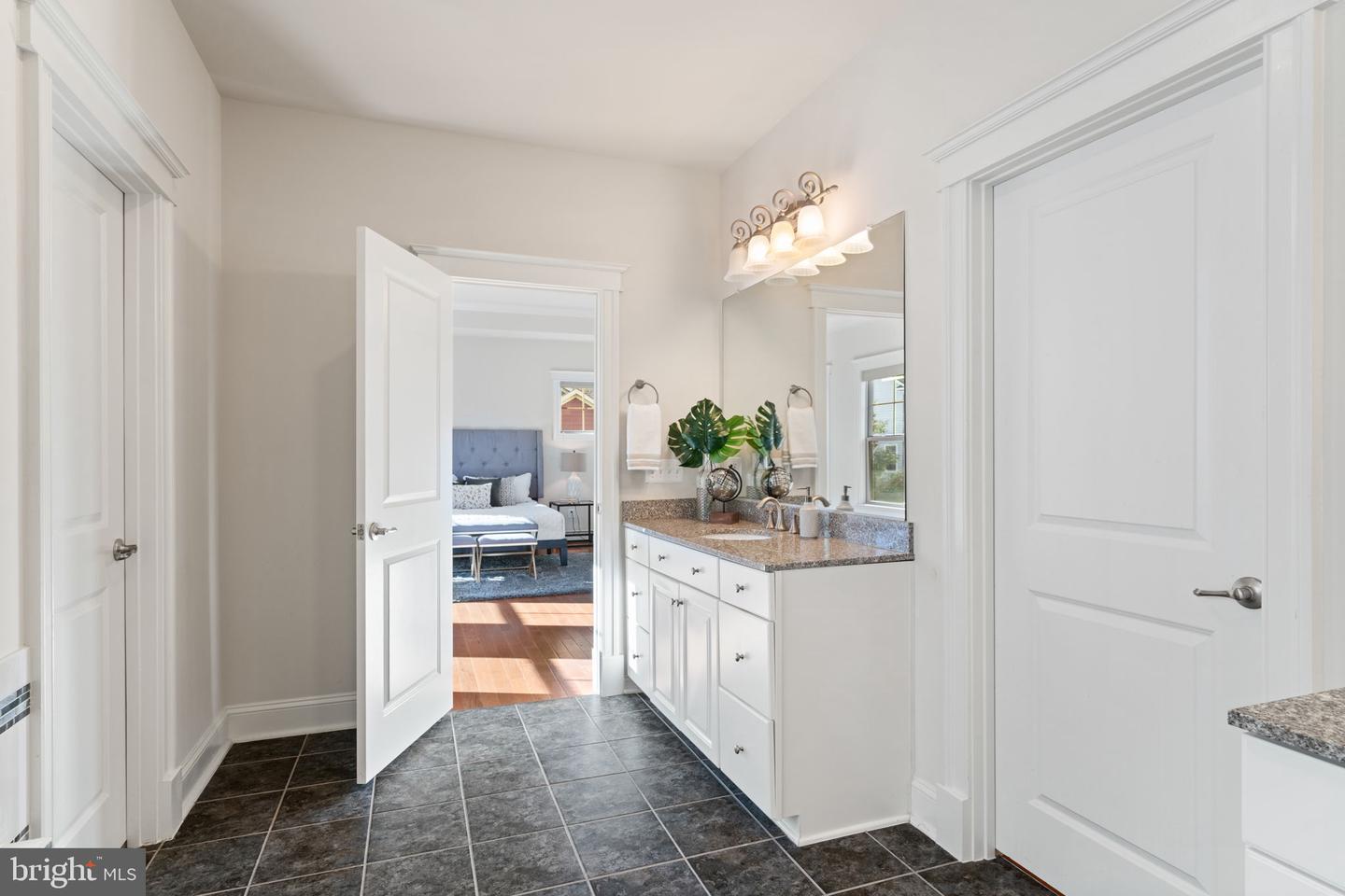 17239 MISS PACKARD CT, DUMFRIES, Virginia 22026, 6 Bedrooms Bedrooms, 14 Rooms Rooms,5 BathroomsBathrooms,Residential,For sale,17239 MISS PACKARD CT,VAPW2103286 MLS # VAPW2103286