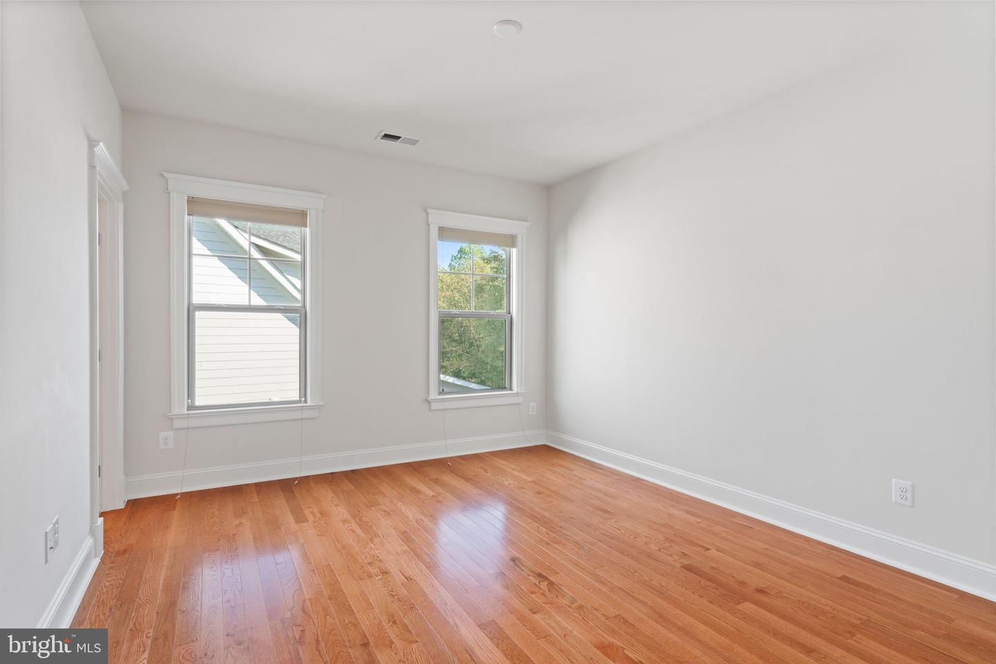 17239 MISS PACKARD CT, DUMFRIES, Virginia 22026, 6 Bedrooms Bedrooms, 14 Rooms Rooms,5 BathroomsBathrooms,Residential,For sale,17239 MISS PACKARD CT,VAPW2103286 MLS # VAPW2103286