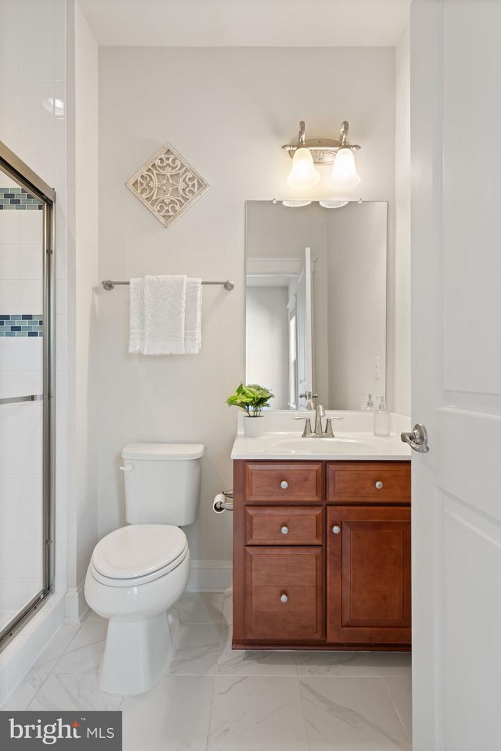17239 MISS PACKARD CT, DUMFRIES, Virginia 22026, 6 Bedrooms Bedrooms, 14 Rooms Rooms,5 BathroomsBathrooms,Residential,For sale,17239 MISS PACKARD CT,VAPW2103286 MLS # VAPW2103286