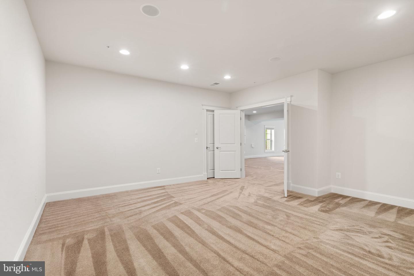 17239 MISS PACKARD CT, DUMFRIES, Virginia 22026, 6 Bedrooms Bedrooms, 14 Rooms Rooms,5 BathroomsBathrooms,Residential,For sale,17239 MISS PACKARD CT,VAPW2103286 MLS # VAPW2103286