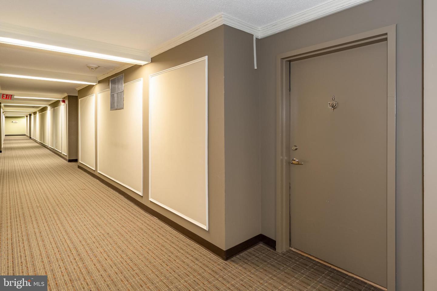 7621 TREMAYNE PL #210, MCLEAN, Virginia 22102, 1 Bedroom Bedrooms, ,1 BathroomBathrooms,Residential,For sale,7621 TREMAYNE PL #210,VAFX2265568 MLS # VAFX2265568