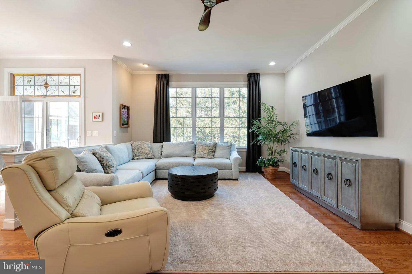 15236 WEISKOPF CT, HAYMARKET, Virginia 20169, 2 Bedrooms Bedrooms, ,3 BathroomsBathrooms,Residential,For sale,15236 WEISKOPF CT,VAPW2103616 MLS # VAPW2103616