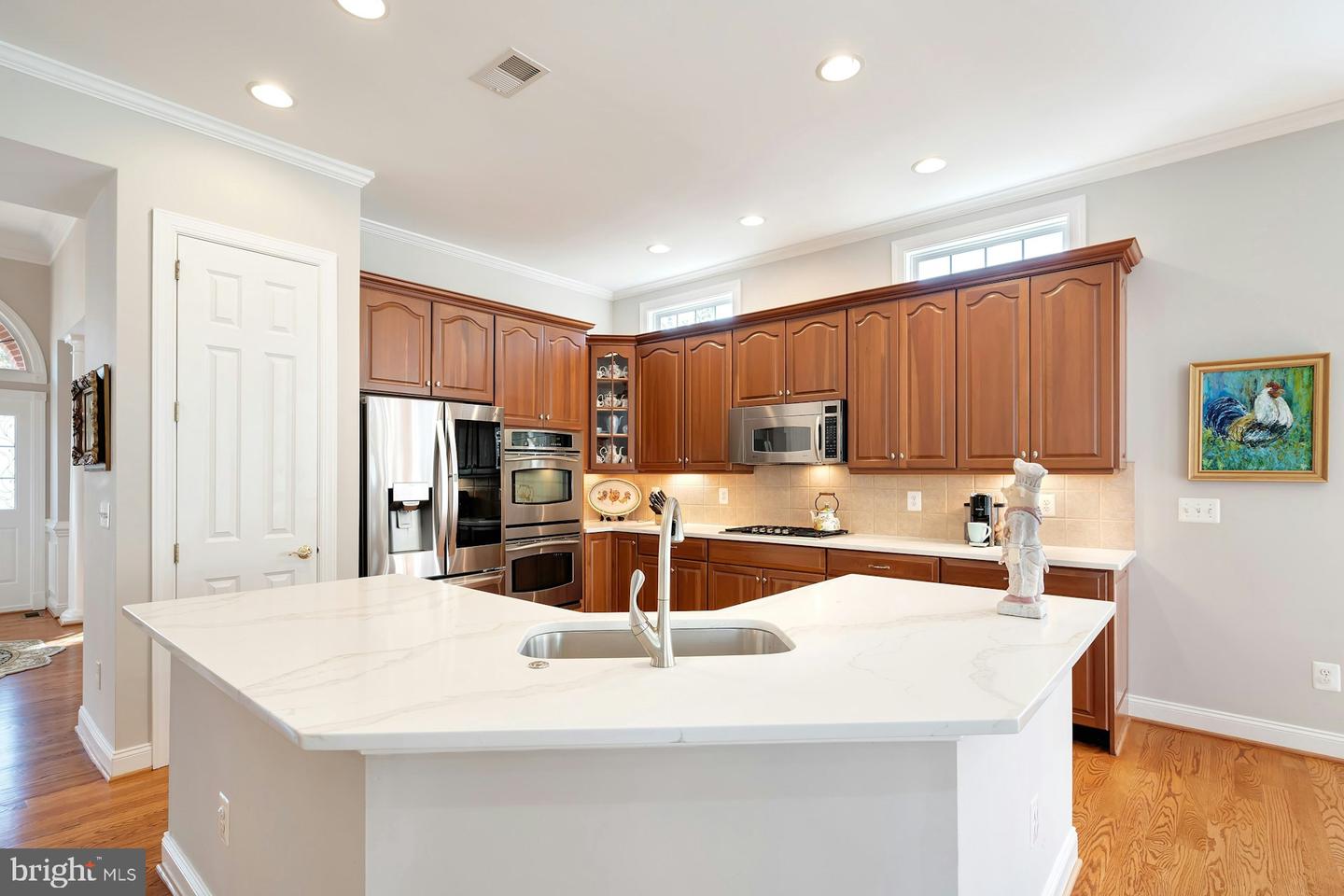 15236 WEISKOPF CT, HAYMARKET, Virginia 20169, 2 Bedrooms Bedrooms, ,3 BathroomsBathrooms,Residential,For sale,15236 WEISKOPF CT,VAPW2103616 MLS # VAPW2103616