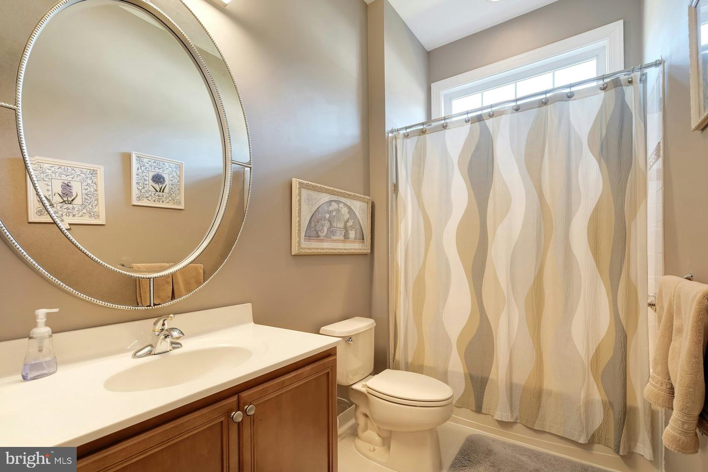 15236 WEISKOPF CT, HAYMARKET, Virginia 20169, 2 Bedrooms Bedrooms, ,3 BathroomsBathrooms,Residential,For sale,15236 WEISKOPF CT,VAPW2103616 MLS # VAPW2103616