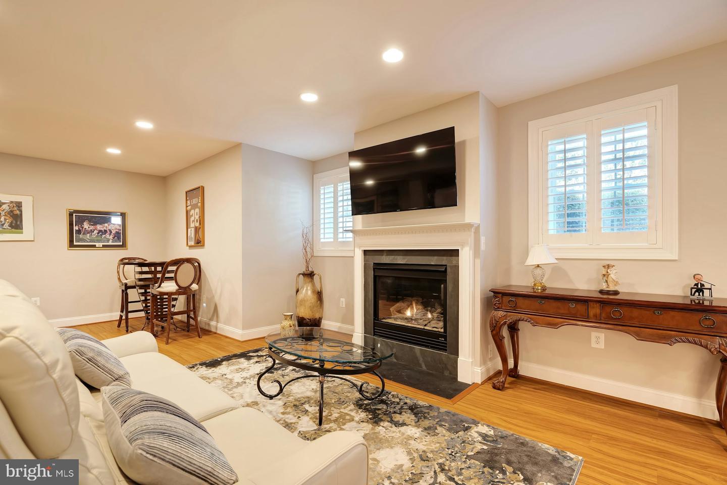 15236 WEISKOPF CT, HAYMARKET, Virginia 20169, 2 Bedrooms Bedrooms, ,3 BathroomsBathrooms,Residential,For sale,15236 WEISKOPF CT,VAPW2103616 MLS # VAPW2103616