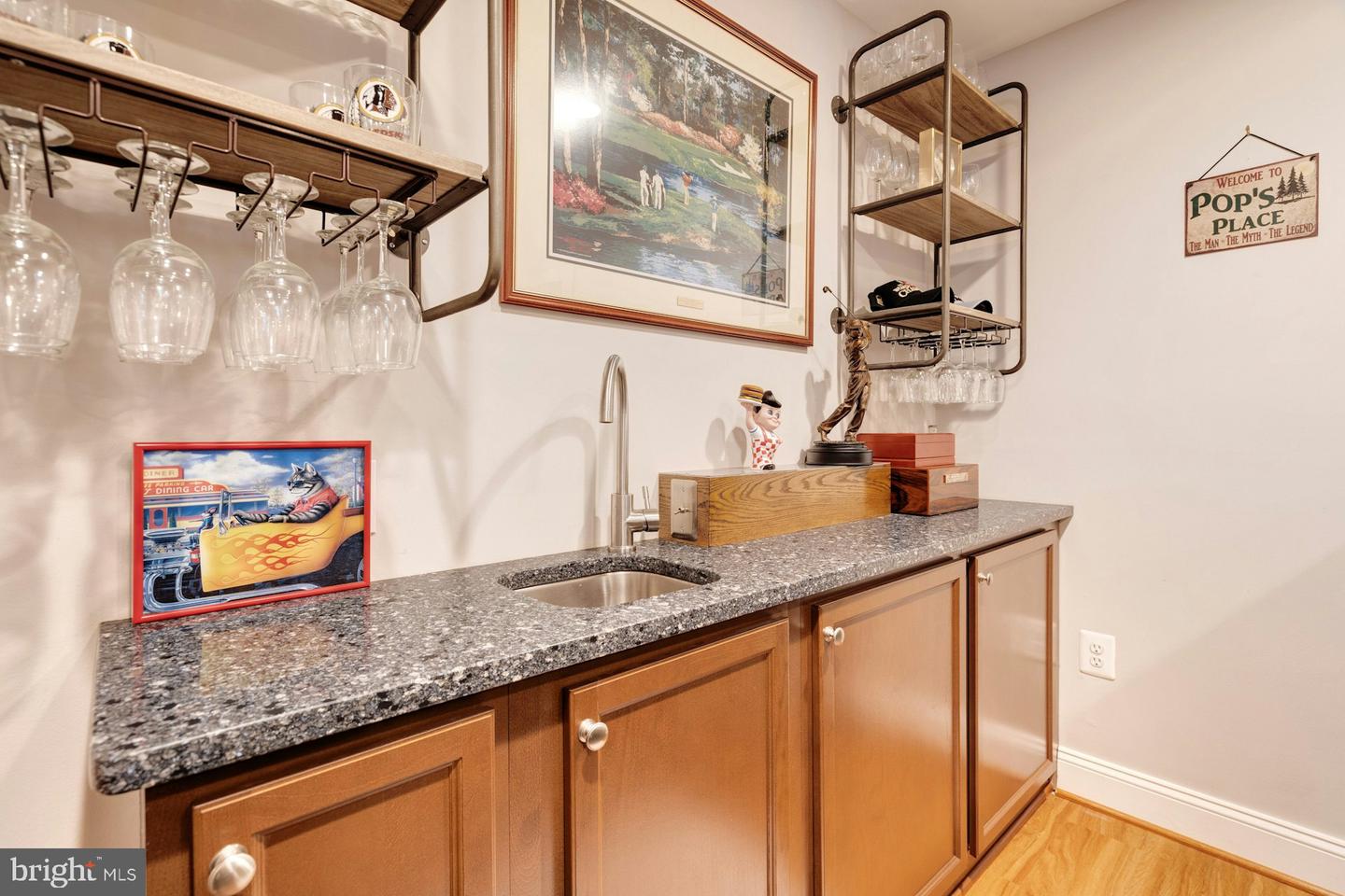 15236 WEISKOPF CT, HAYMARKET, Virginia 20169, 2 Bedrooms Bedrooms, ,3 BathroomsBathrooms,Residential,For sale,15236 WEISKOPF CT,VAPW2103616 MLS # VAPW2103616