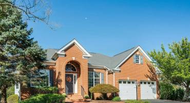 15236 WEISKOPF CT, HAYMARKET, Virginia 20169, 2 Bedrooms Bedrooms, ,3 BathroomsBathrooms,Residential,For sale,15236 WEISKOPF CT,VAPW2103616 MLS # VAPW2103616