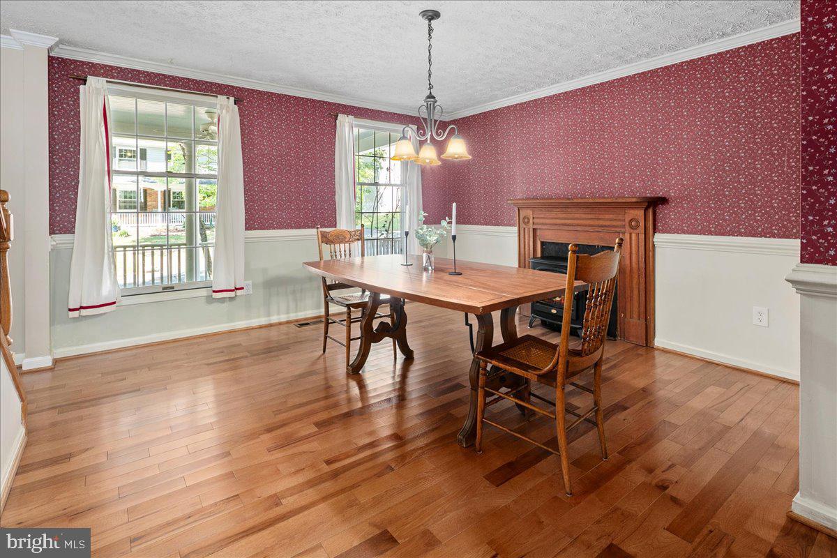 8461 RUSHING CREEK CT, SPRINGFIELD, Virginia 22153, 4 Bedrooms Bedrooms, ,2 BathroomsBathrooms,Residential,For sale,8461 RUSHING CREEK CT,VAFX2265958 MLS # VAFX2265958