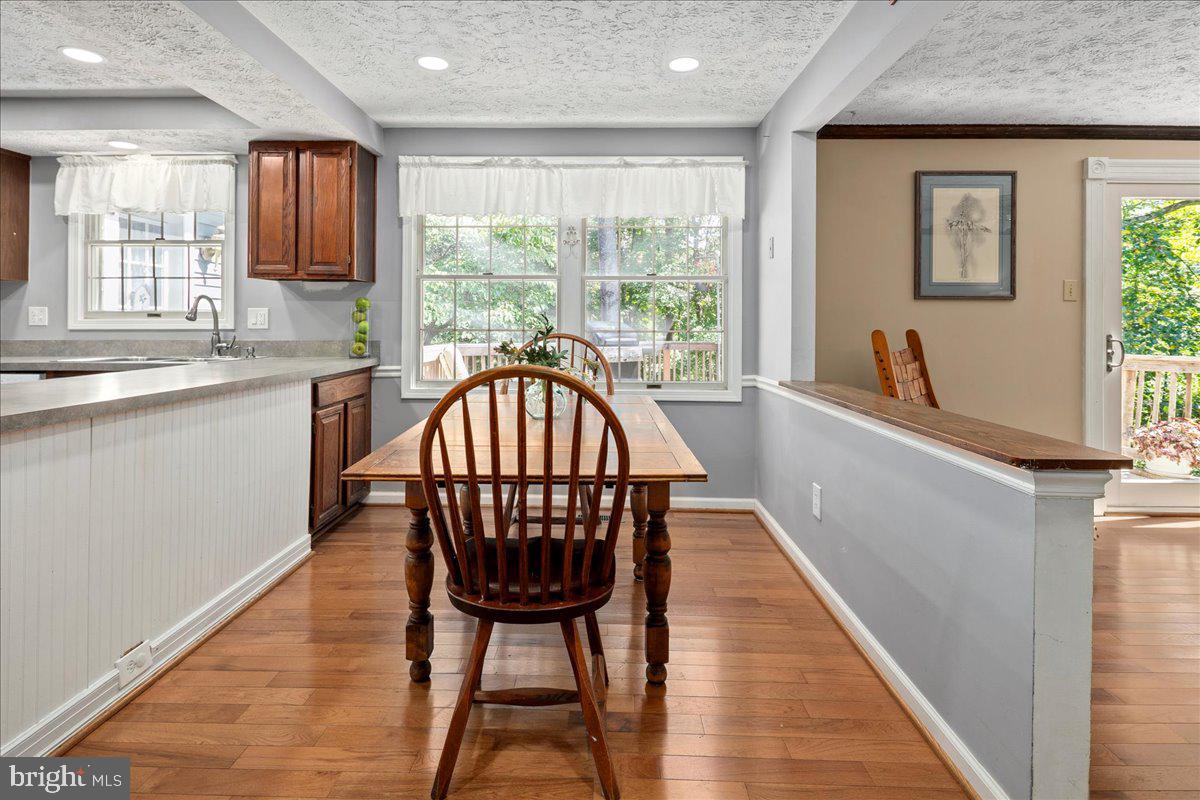 8461 RUSHING CREEK CT, SPRINGFIELD, Virginia 22153, 4 Bedrooms Bedrooms, ,2 BathroomsBathrooms,Residential,For sale,8461 RUSHING CREEK CT,VAFX2265958 MLS # VAFX2265958